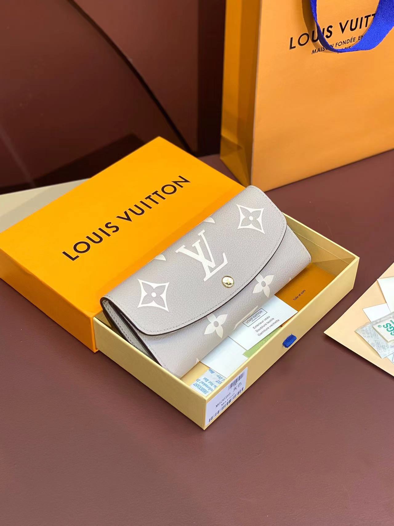 ルイヴィトン Louis Vuitton 財布