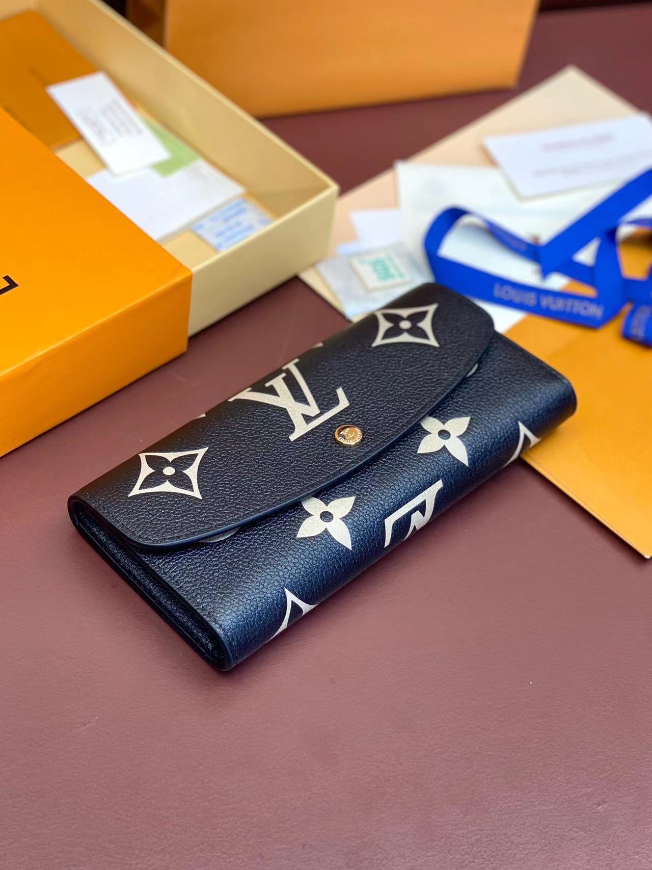 ルイヴィトン Louis Vuitton 財布