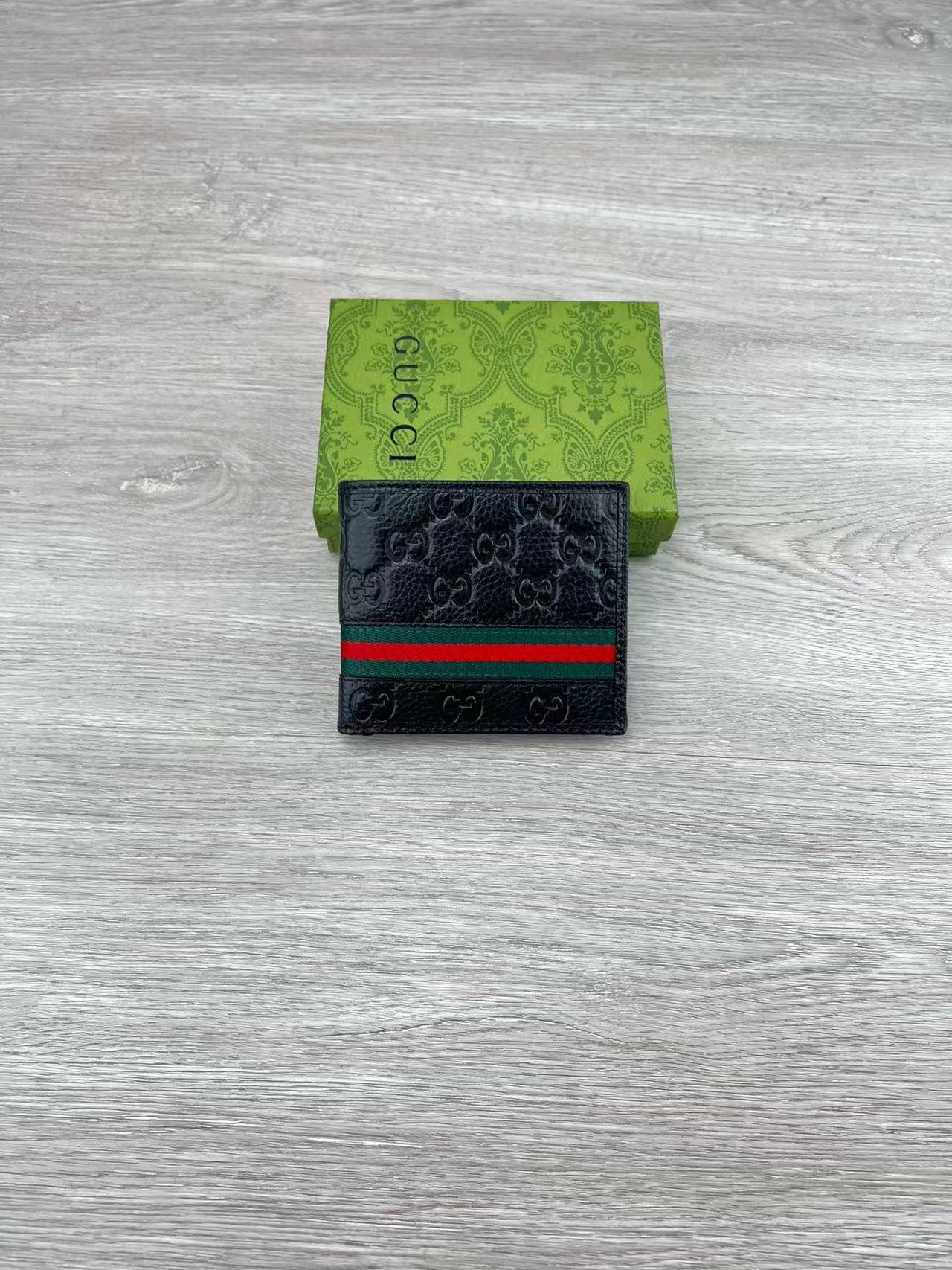 GUCCI グッチ 財布