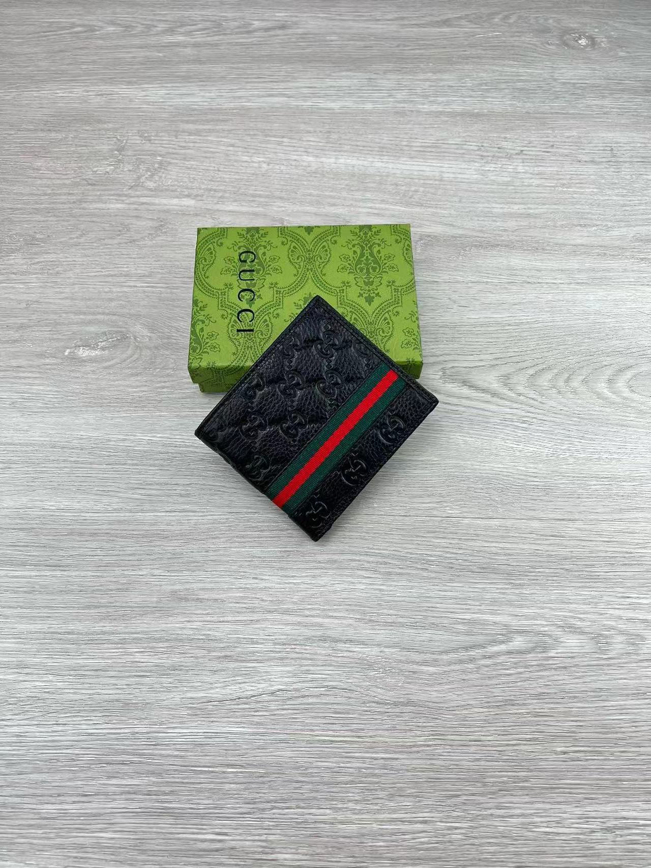 GUCCI グッチ 財布