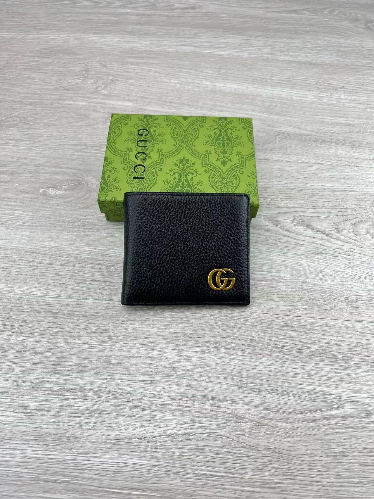 GUCCI グッチ 財布
