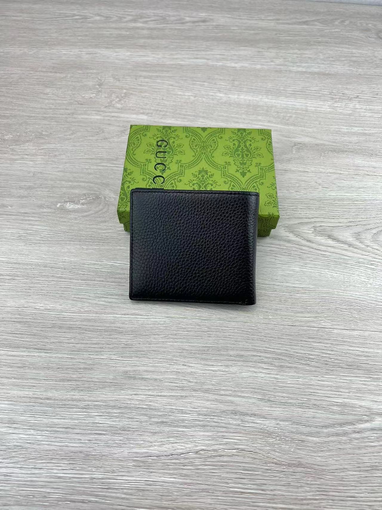 GUCCI グッチ 財布