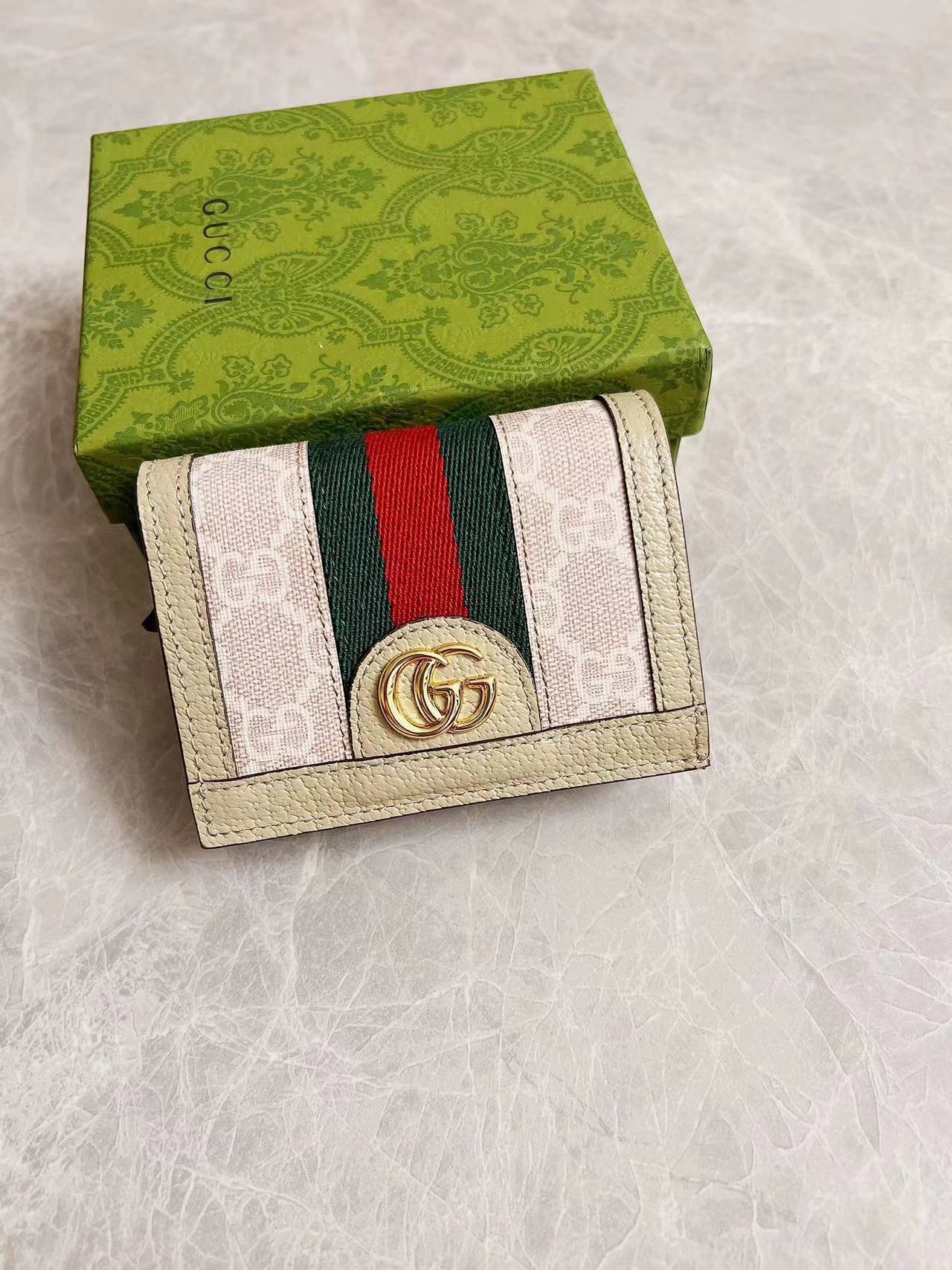 GUCCI グッチ 財布