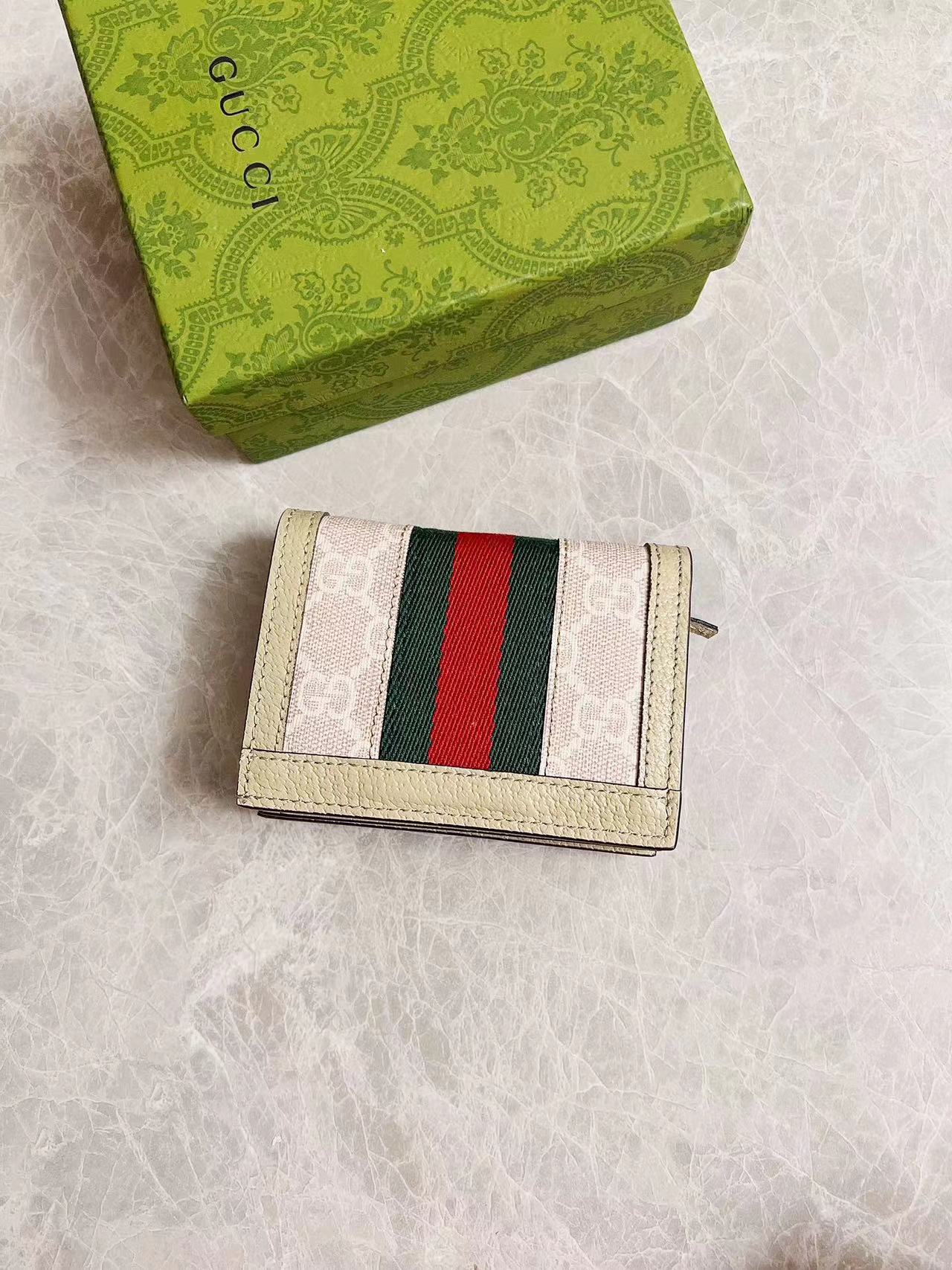 GUCCI グッチ 財布