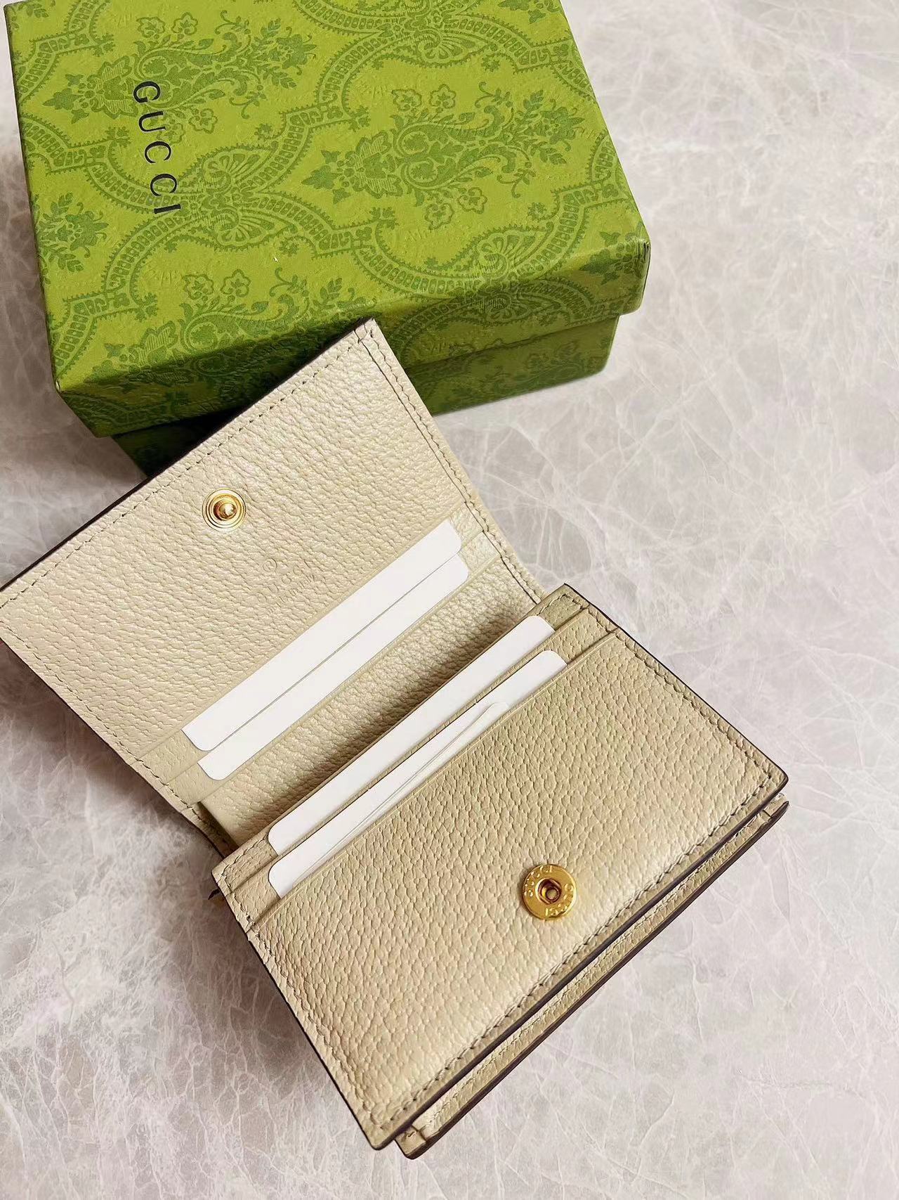 GUCCI グッチ 財布