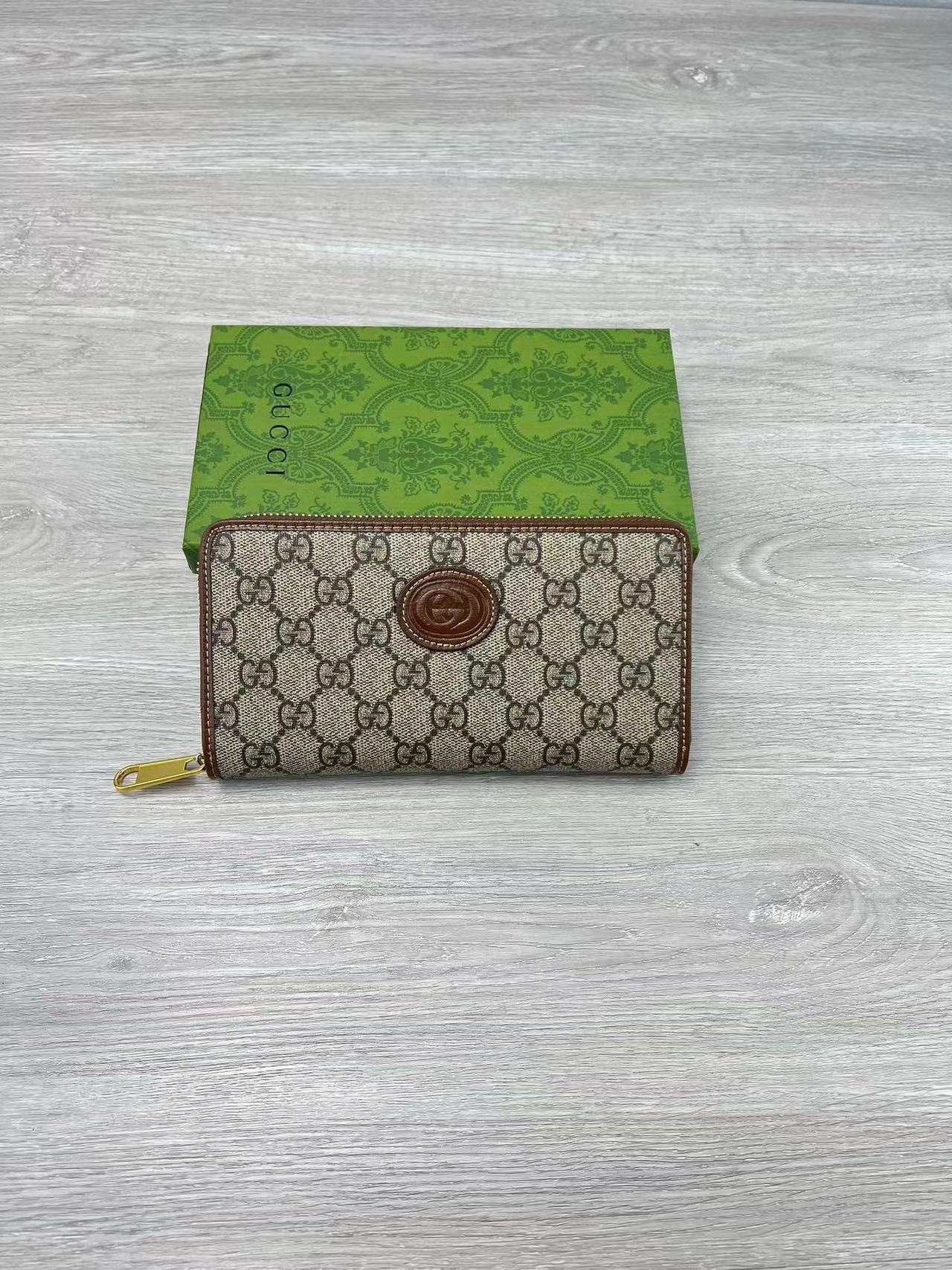 GUCCI グッチ 財布