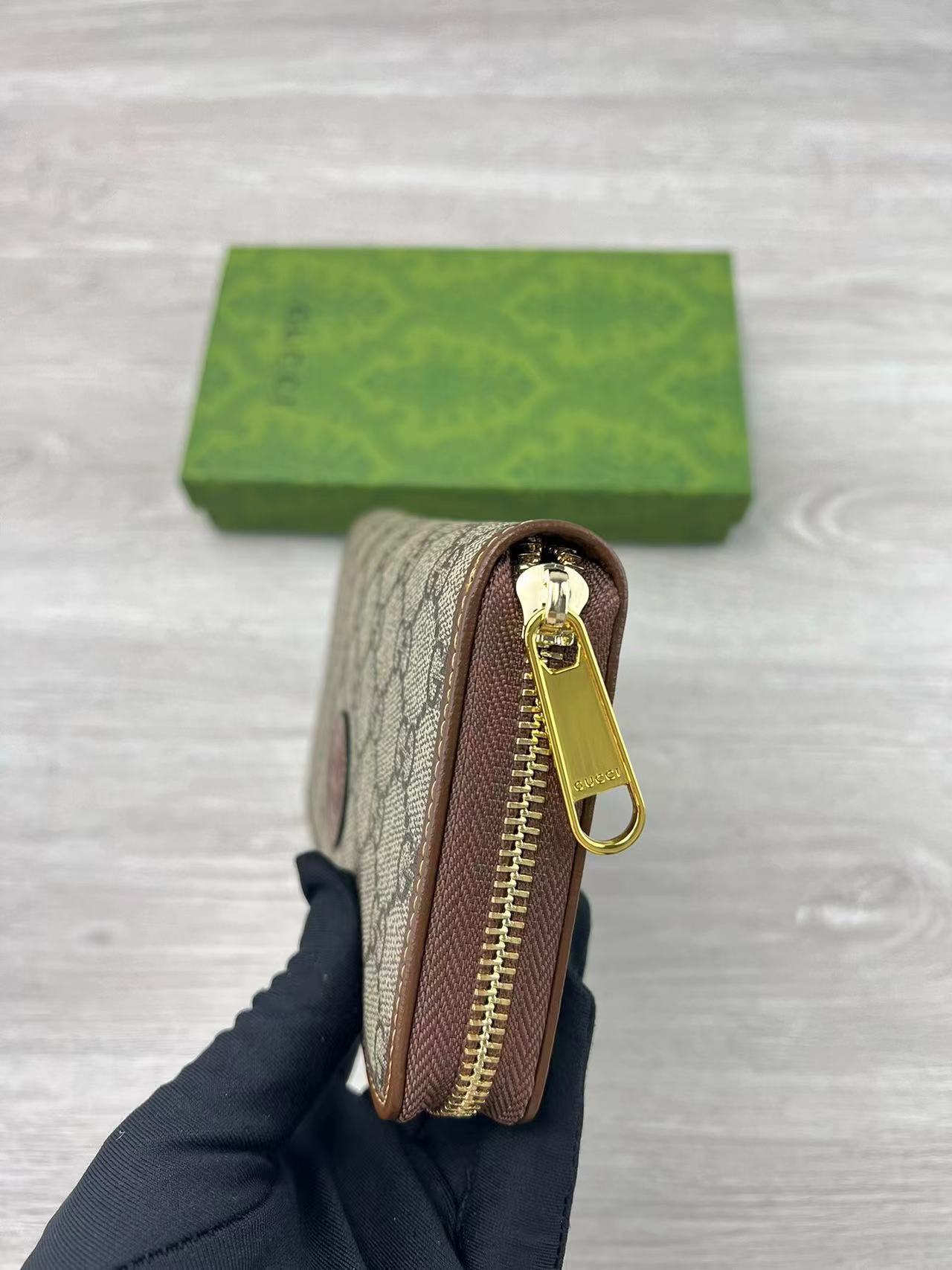 GUCCI グッチ 財布