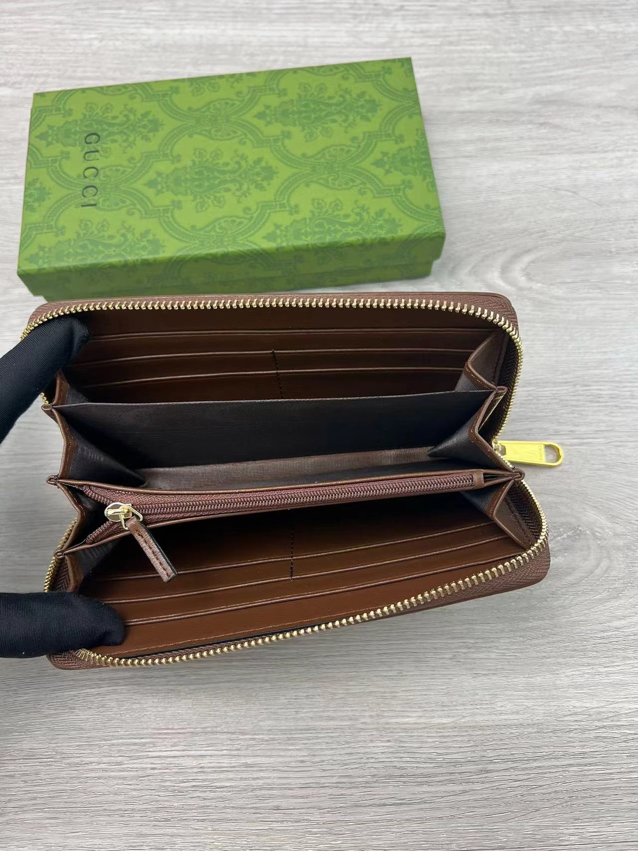 GUCCI グッチ 財布