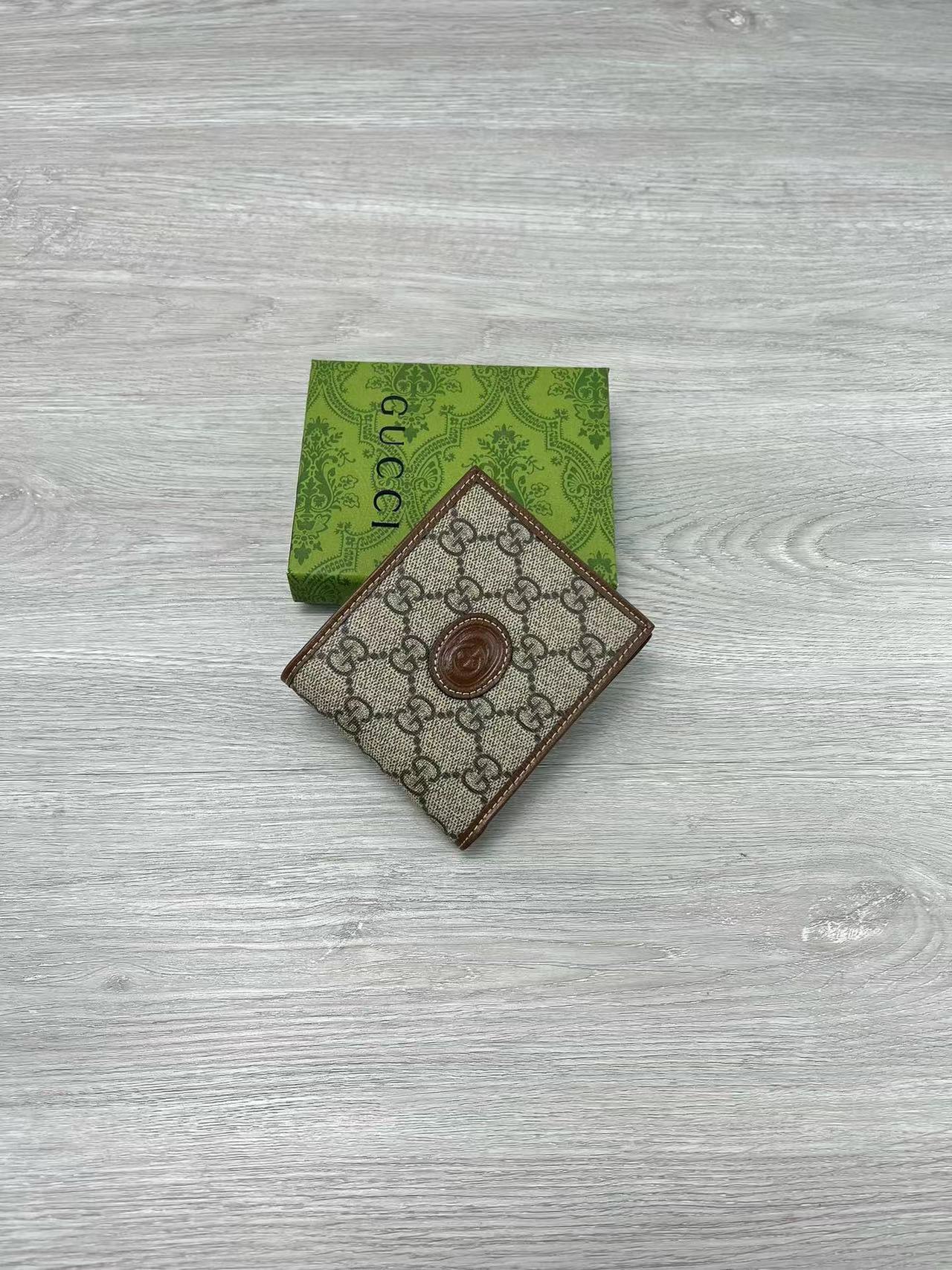 GUCCI グッチ 財布