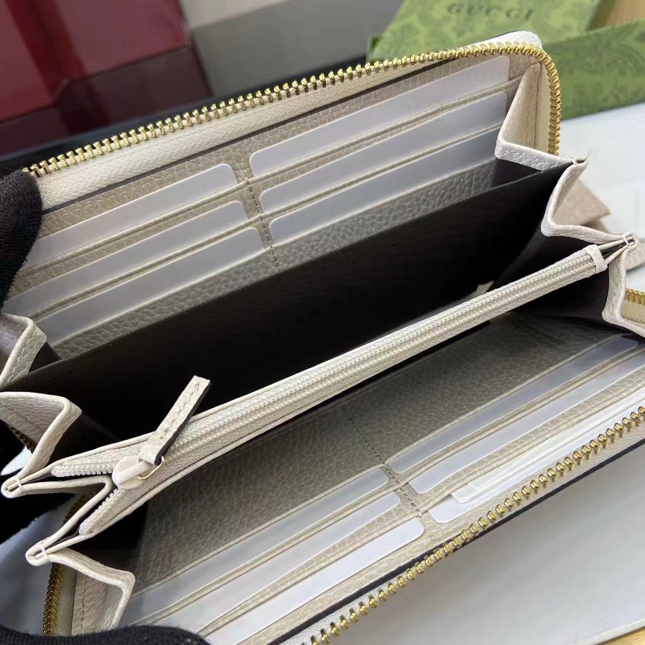 GUCCI グッチ 財布