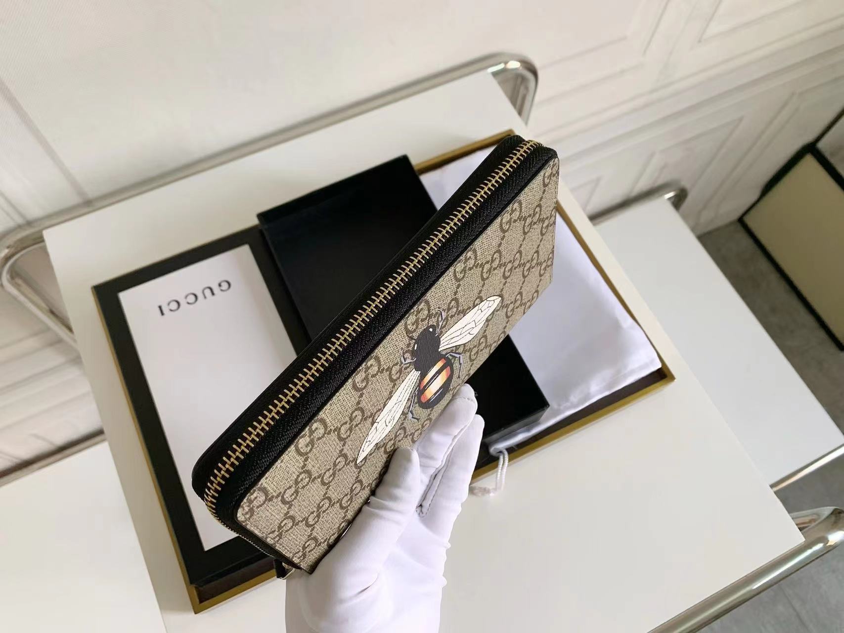 GUCCI グッチ 財布