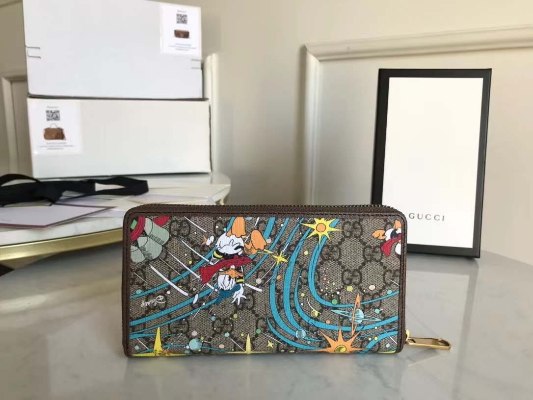 GUCCI グッチ 財布