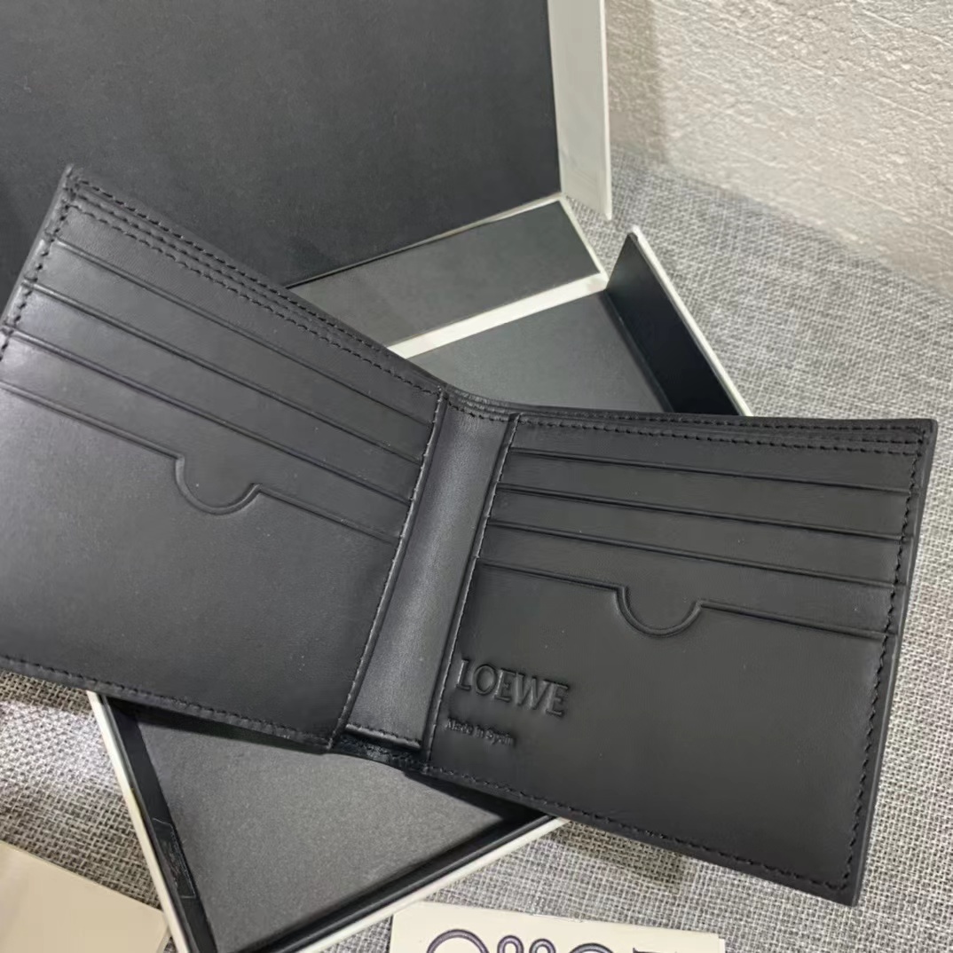 Loewe ロエベ 財布