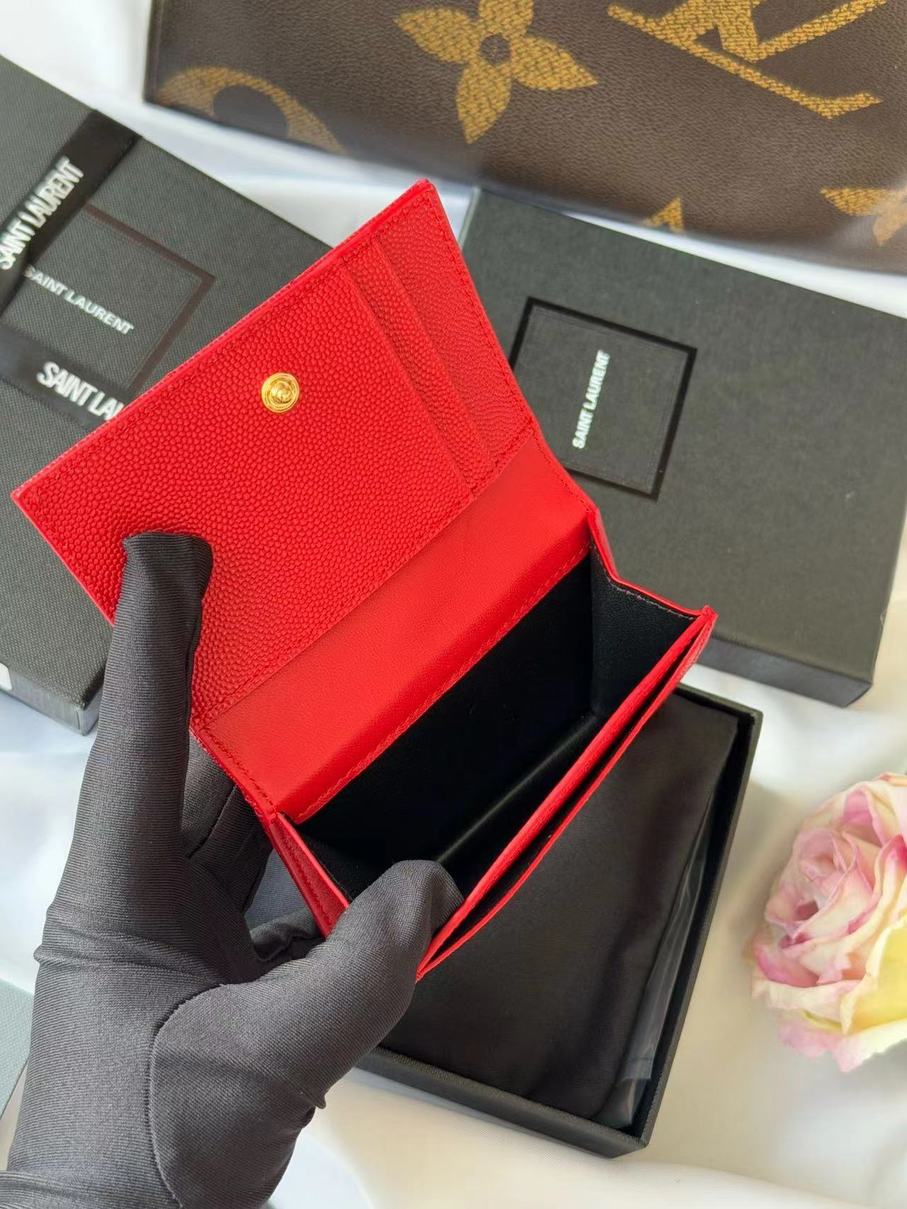 SAINT LAURENT イヴ·サンローラン  財布