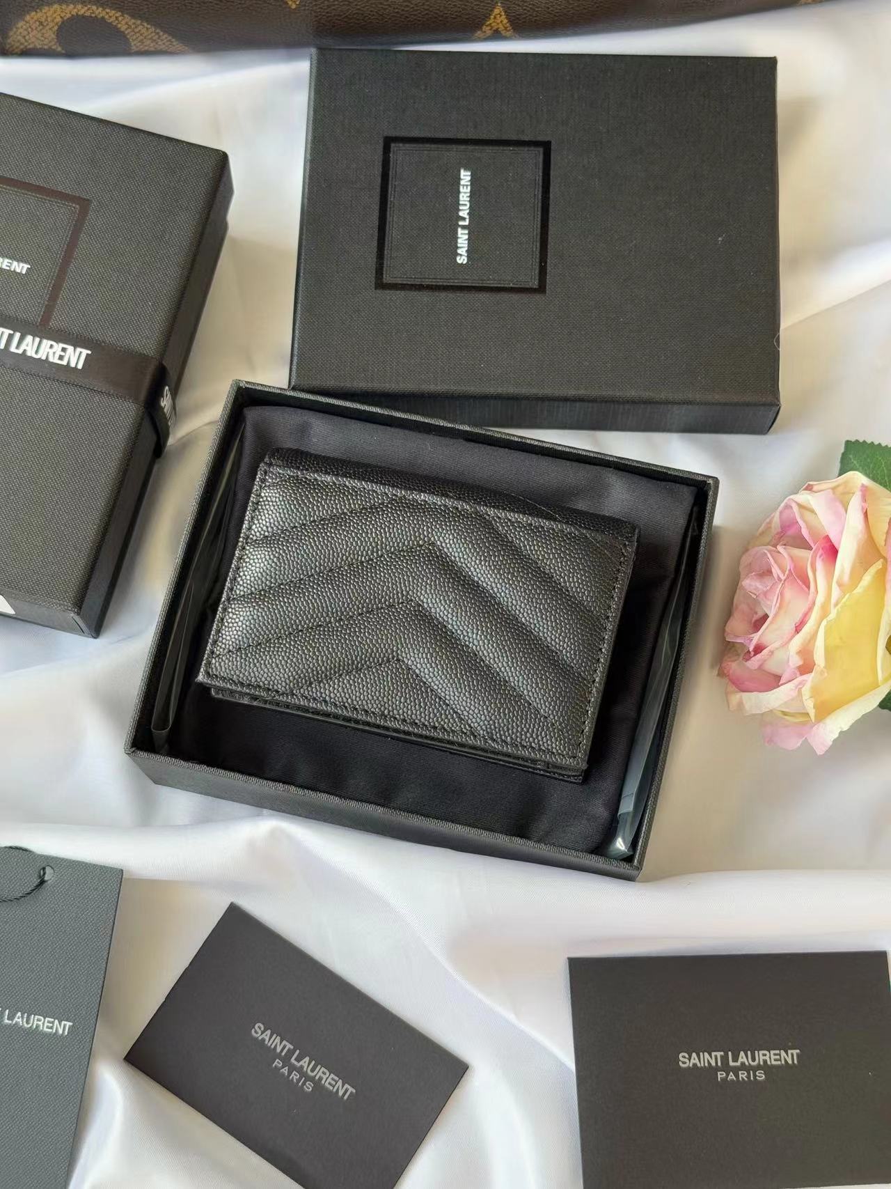 SAINT LAURENT イヴ·サンローラン  財布