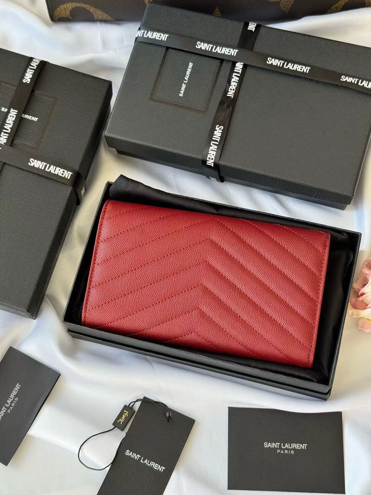 SAINT LAURENT イヴ·サンローラン  財布