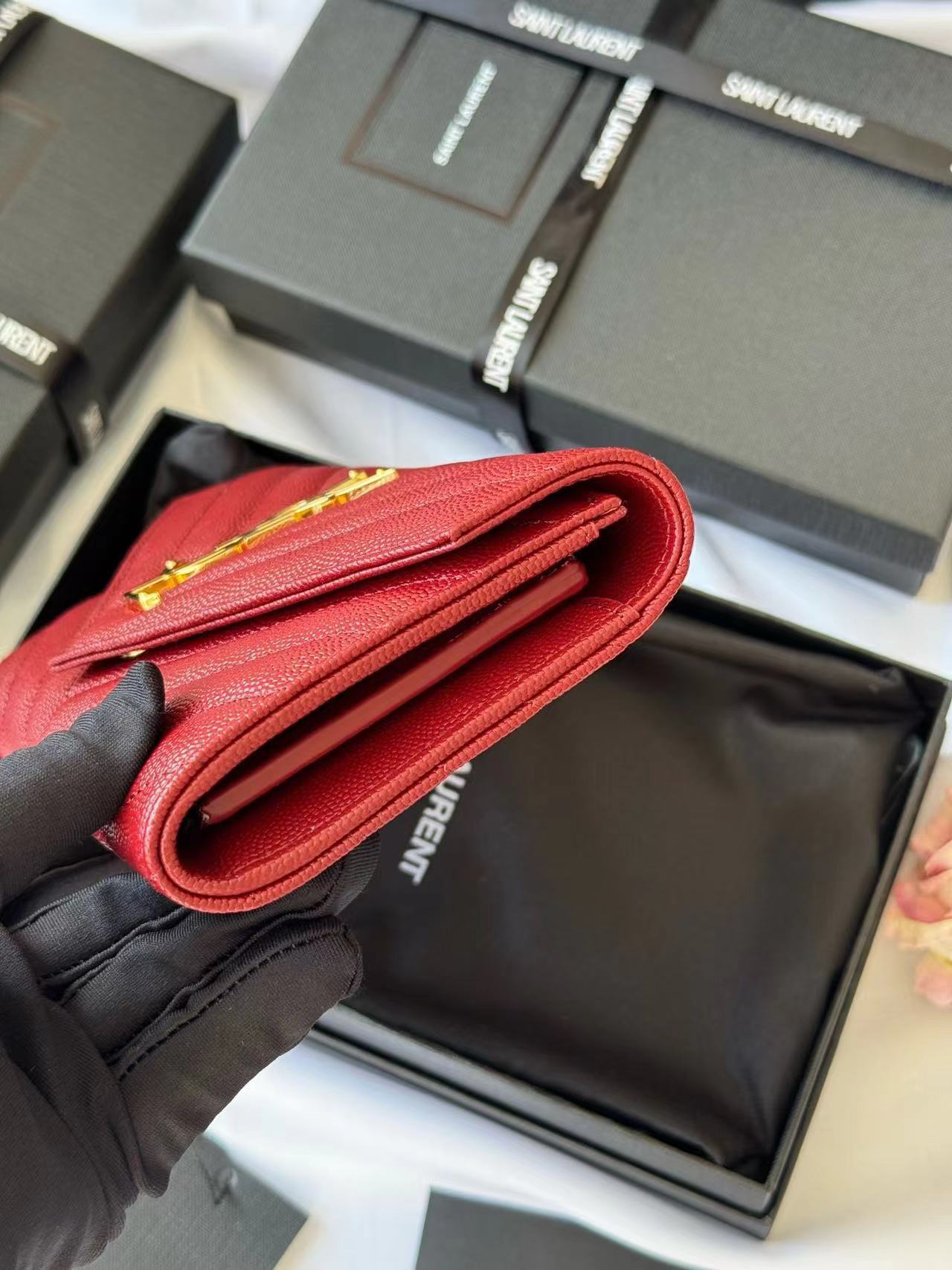 SAINT LAURENT イヴ·サンローラン  財布