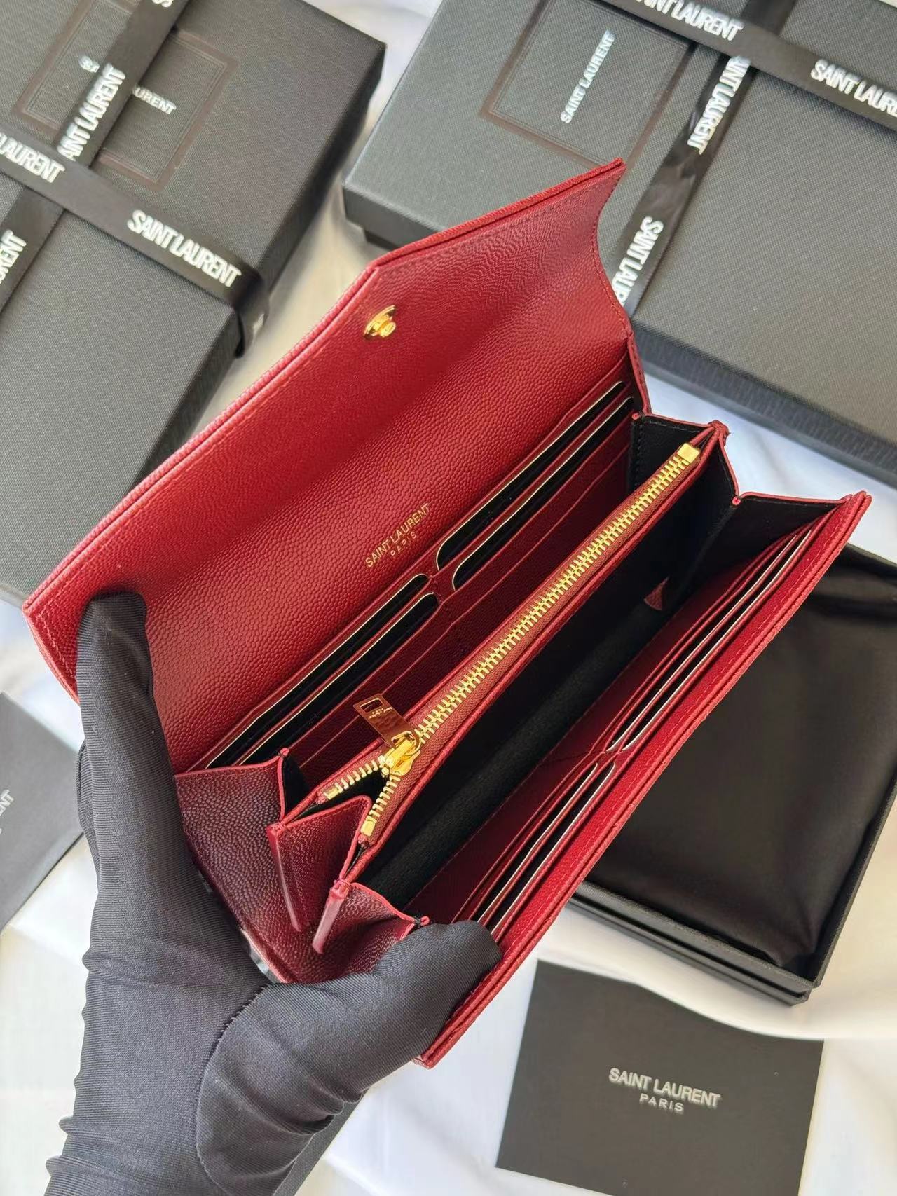 SAINT LAURENT イヴ·サンローラン  財布