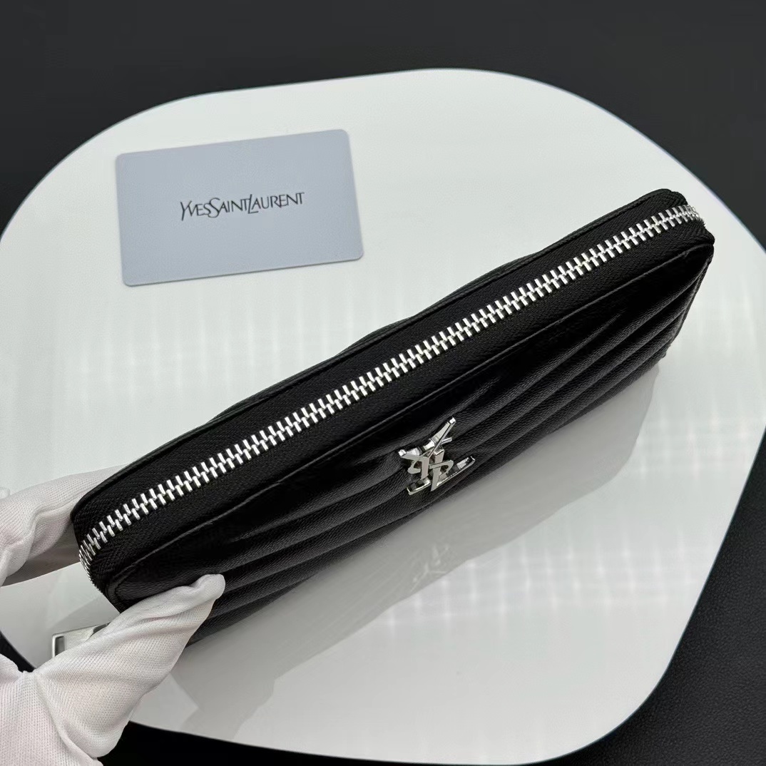 SAINT LAURENT イヴ·サンローラン  財布