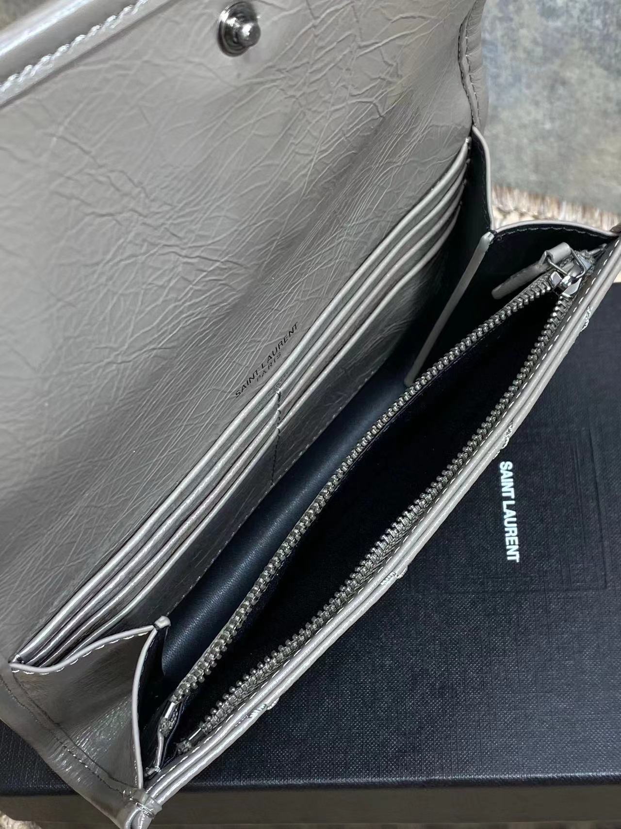 SAINT LAURENT イヴ·サンローラン  財布