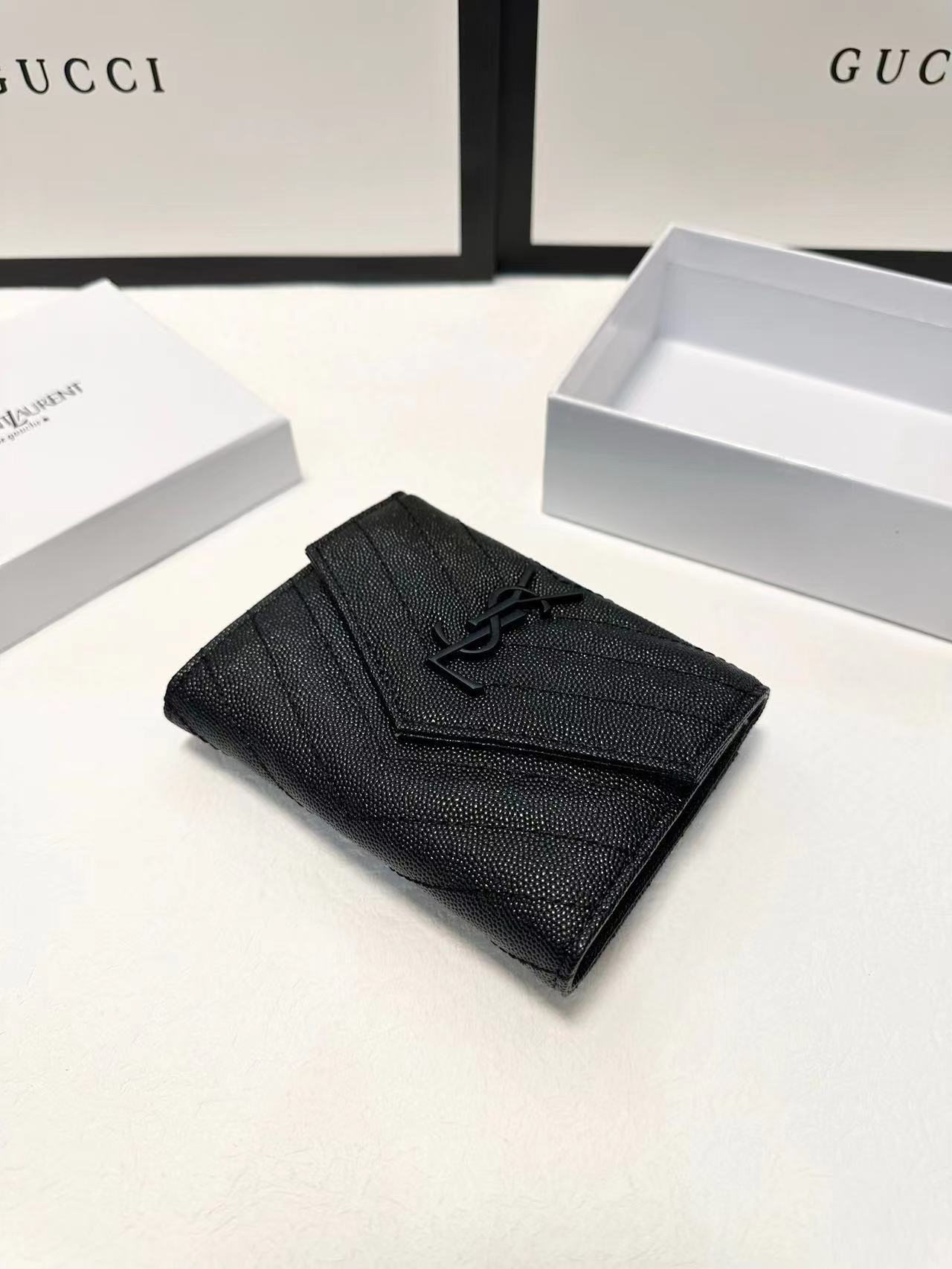 SAINT LAURENT イヴ·サンローラン  財布