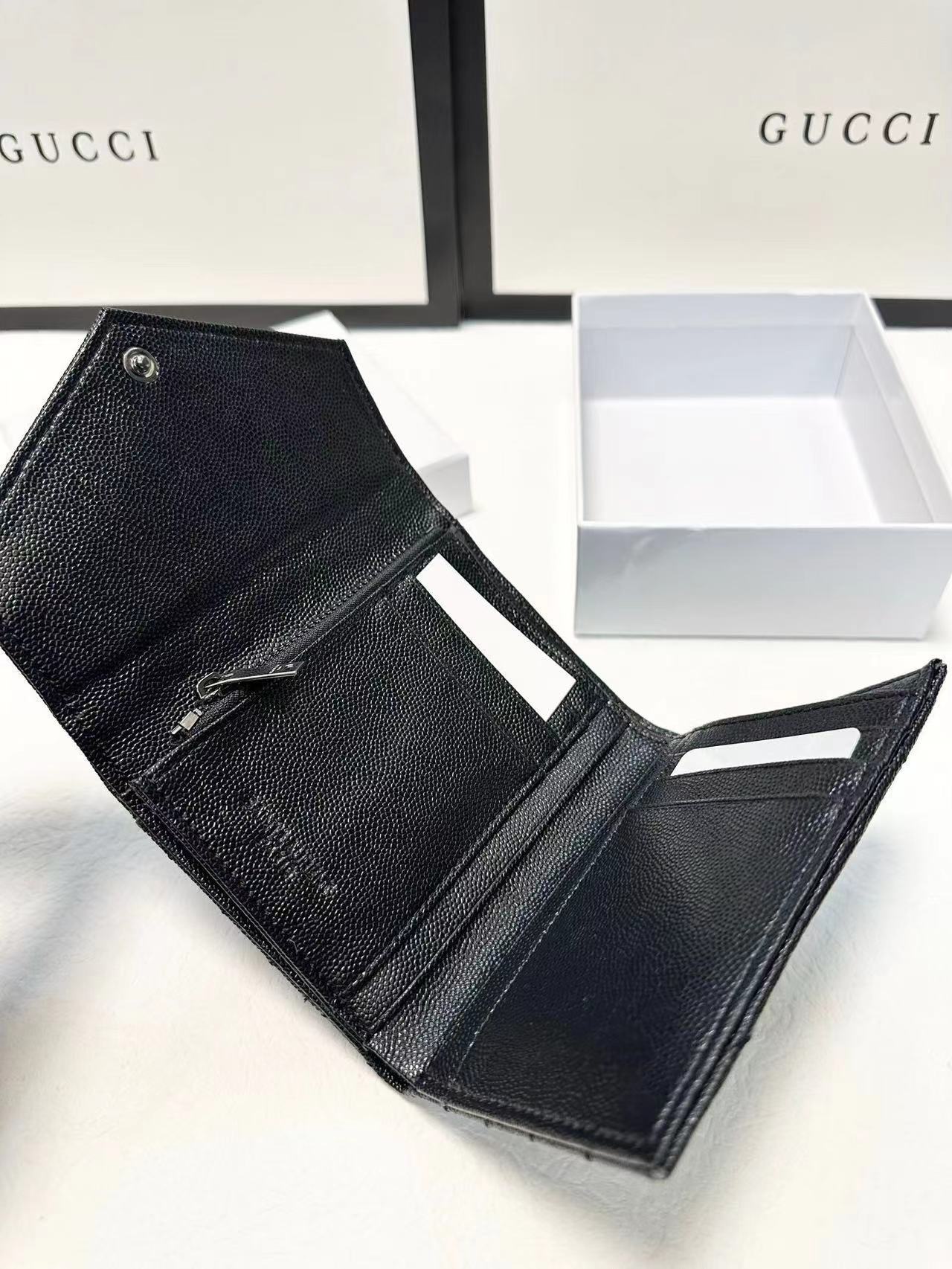 SAINT LAURENT イヴ·サンローラン  財布