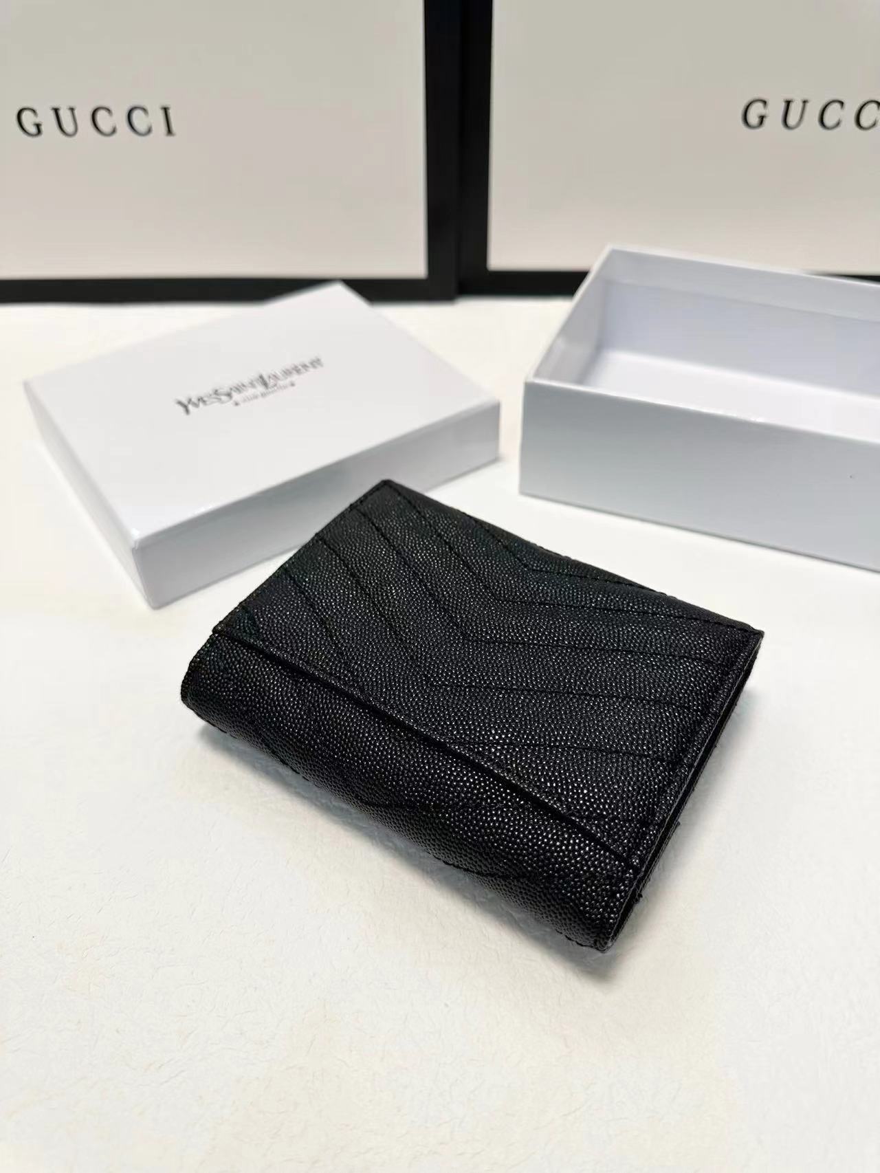 SAINT LAURENT イヴ·サンローラン  財布