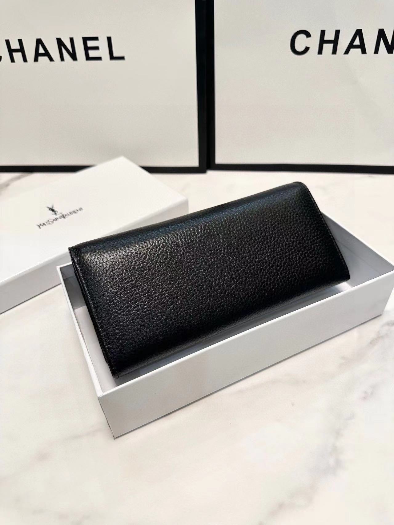 SAINT LAURENT イヴ·サンローラン  財布