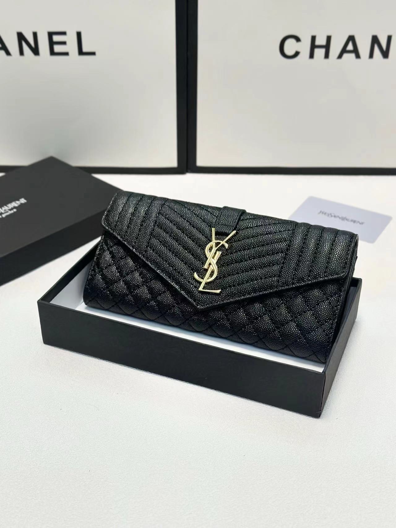 SAINT LAURENT イヴ·サンローラン  財布