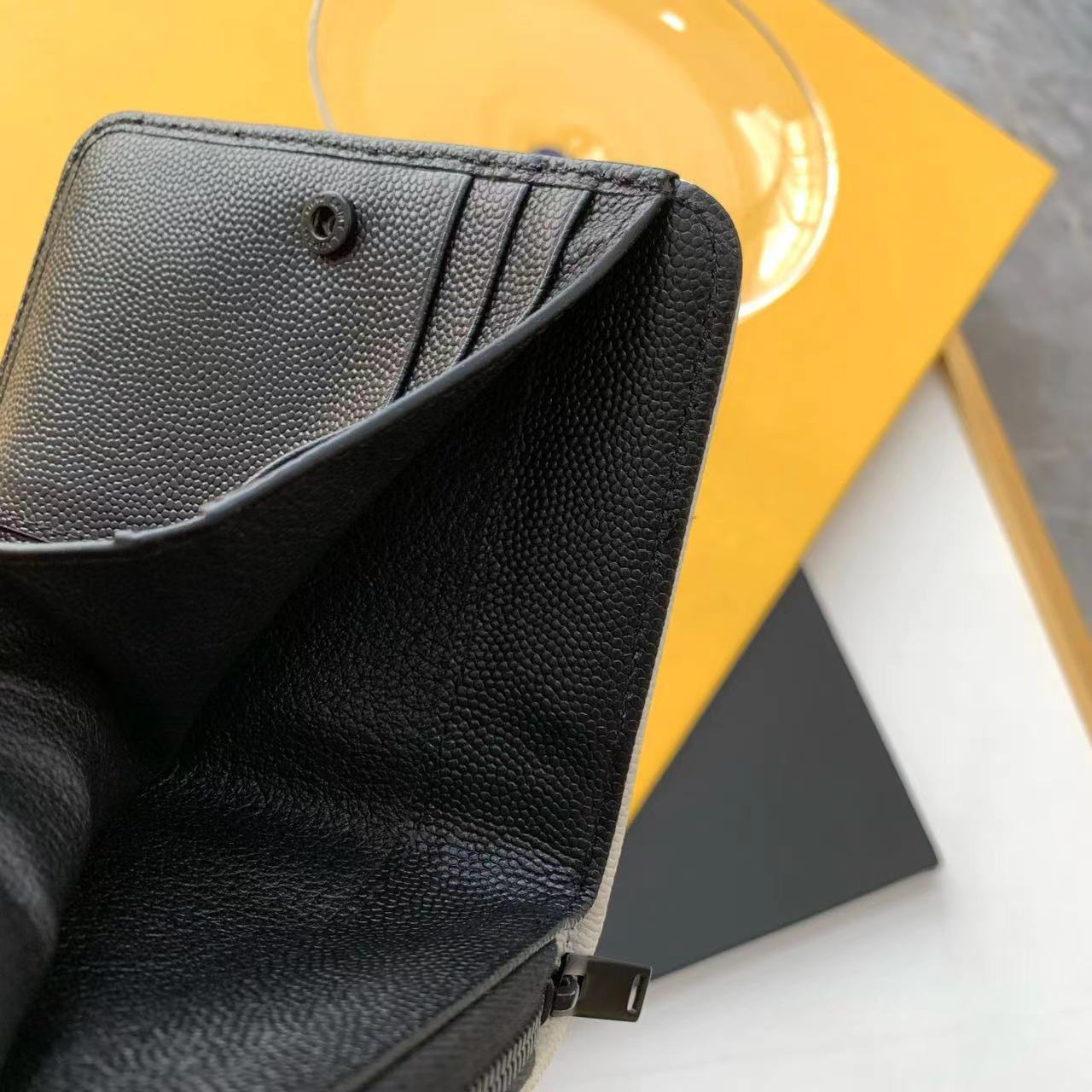 SAINT LAURENT イヴ·サンローラン  財布