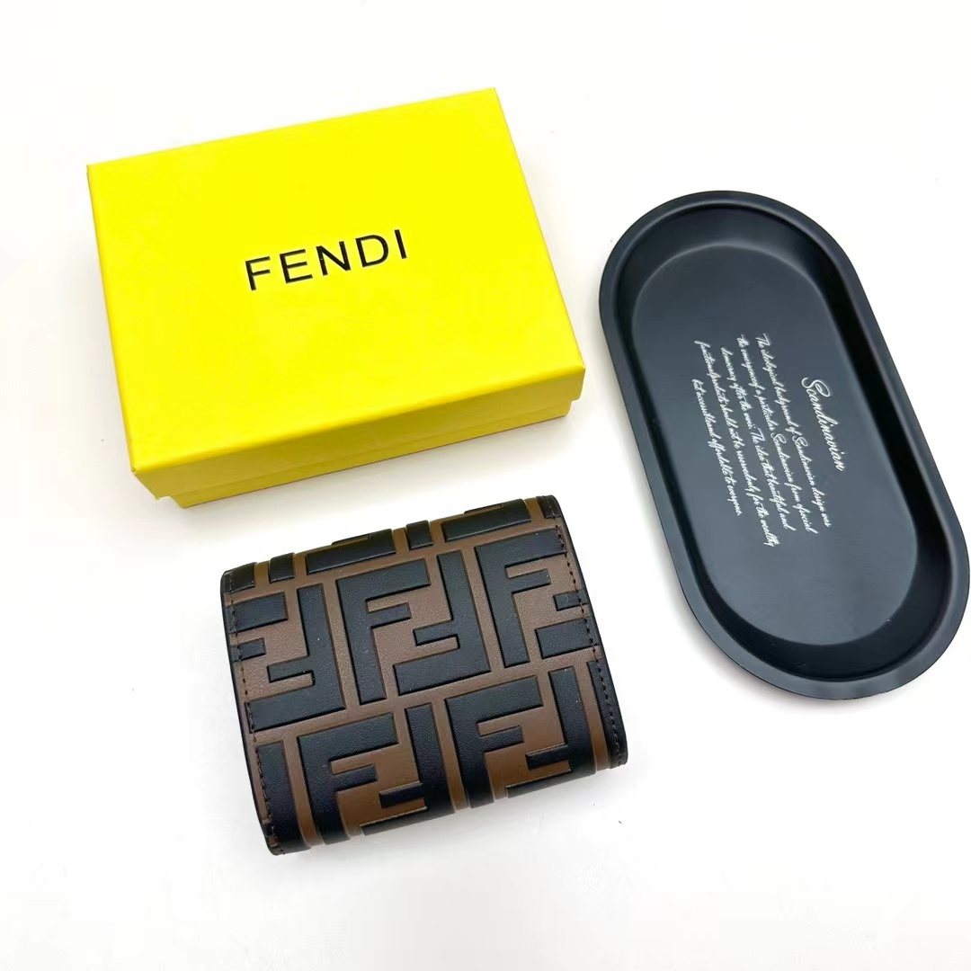 Fendi フェンディ  財布
