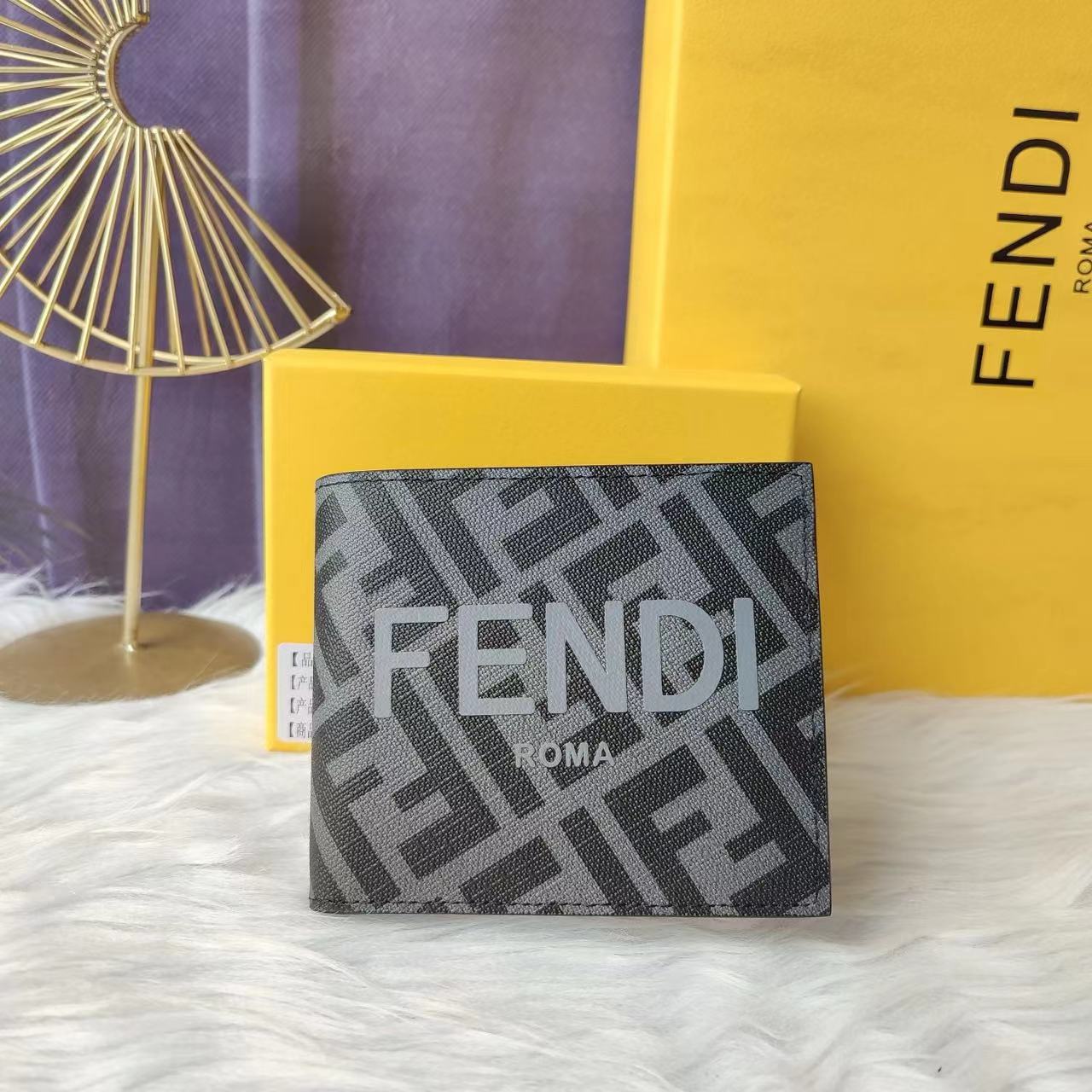 Fendi フェンディ  財布