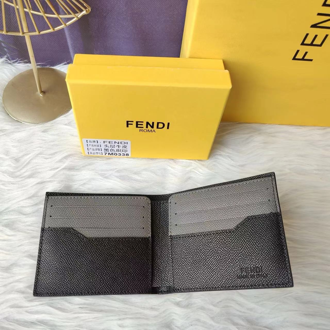 Fendi フェンディ  財布