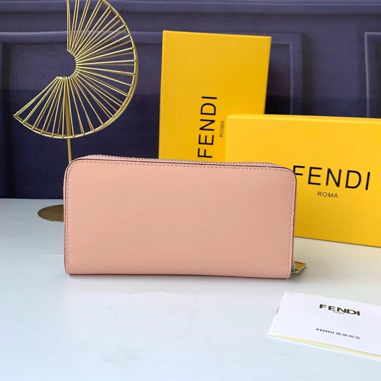Fendi フェンディ  財布