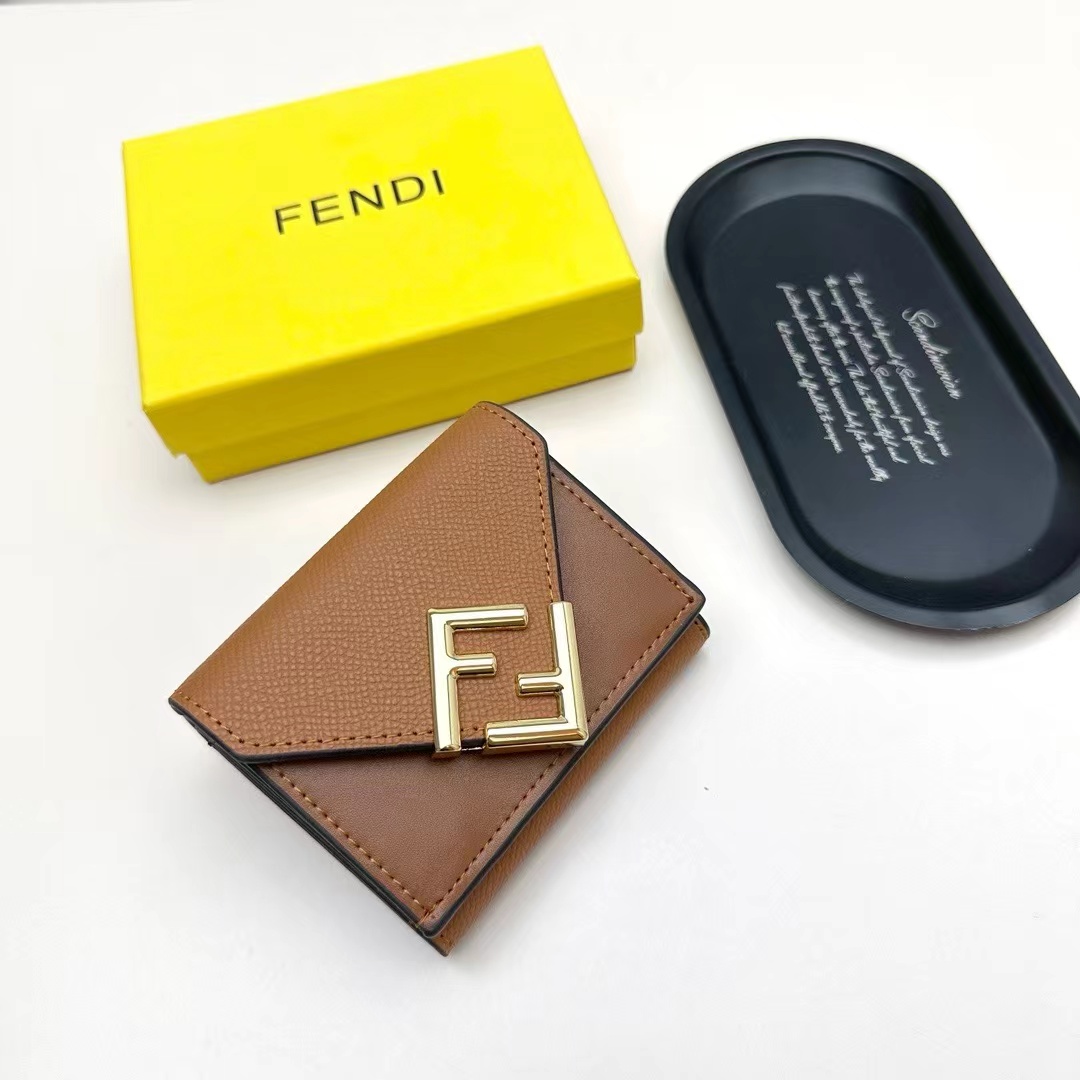 Fendi フェンディ  財布