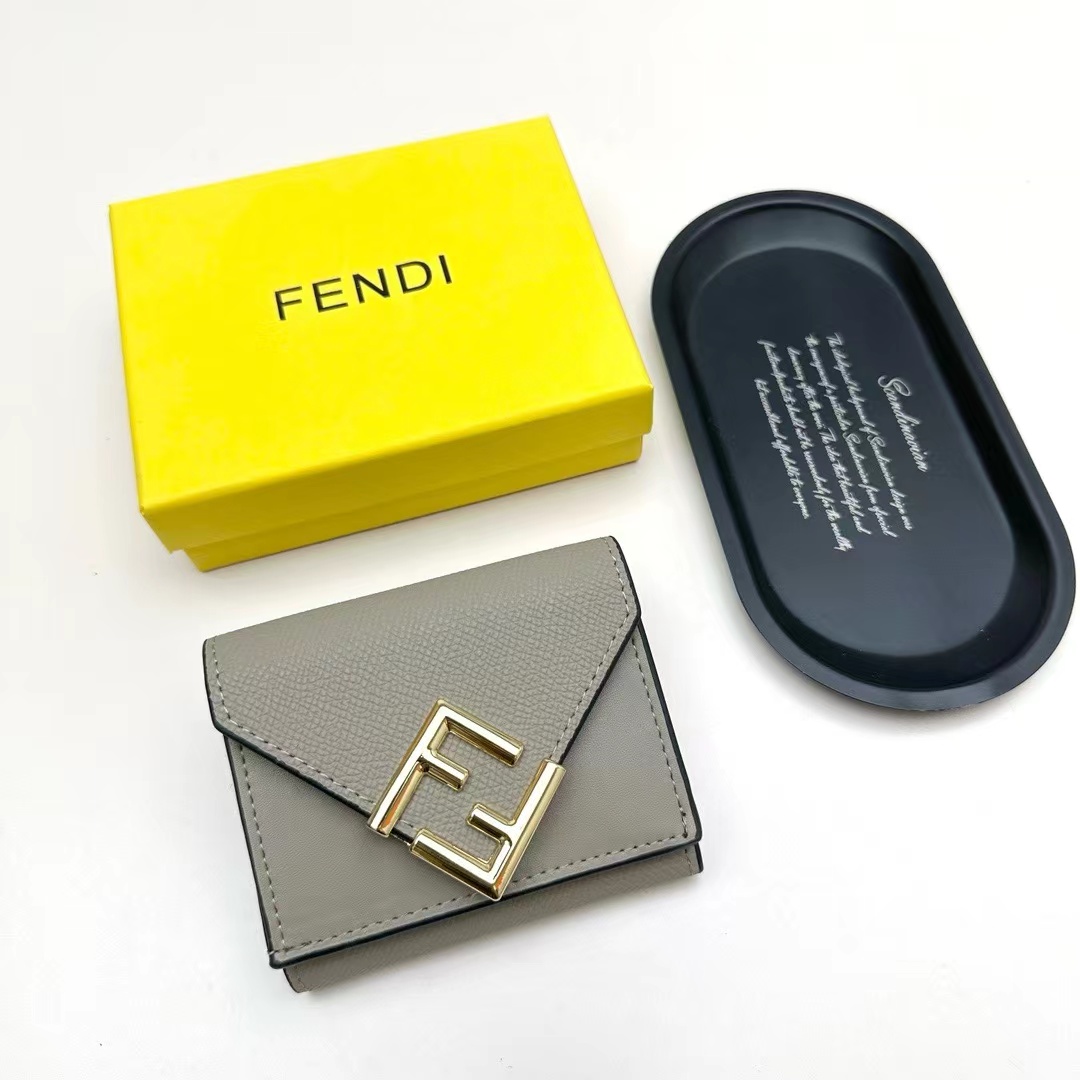 Fendi フェンディ  財布