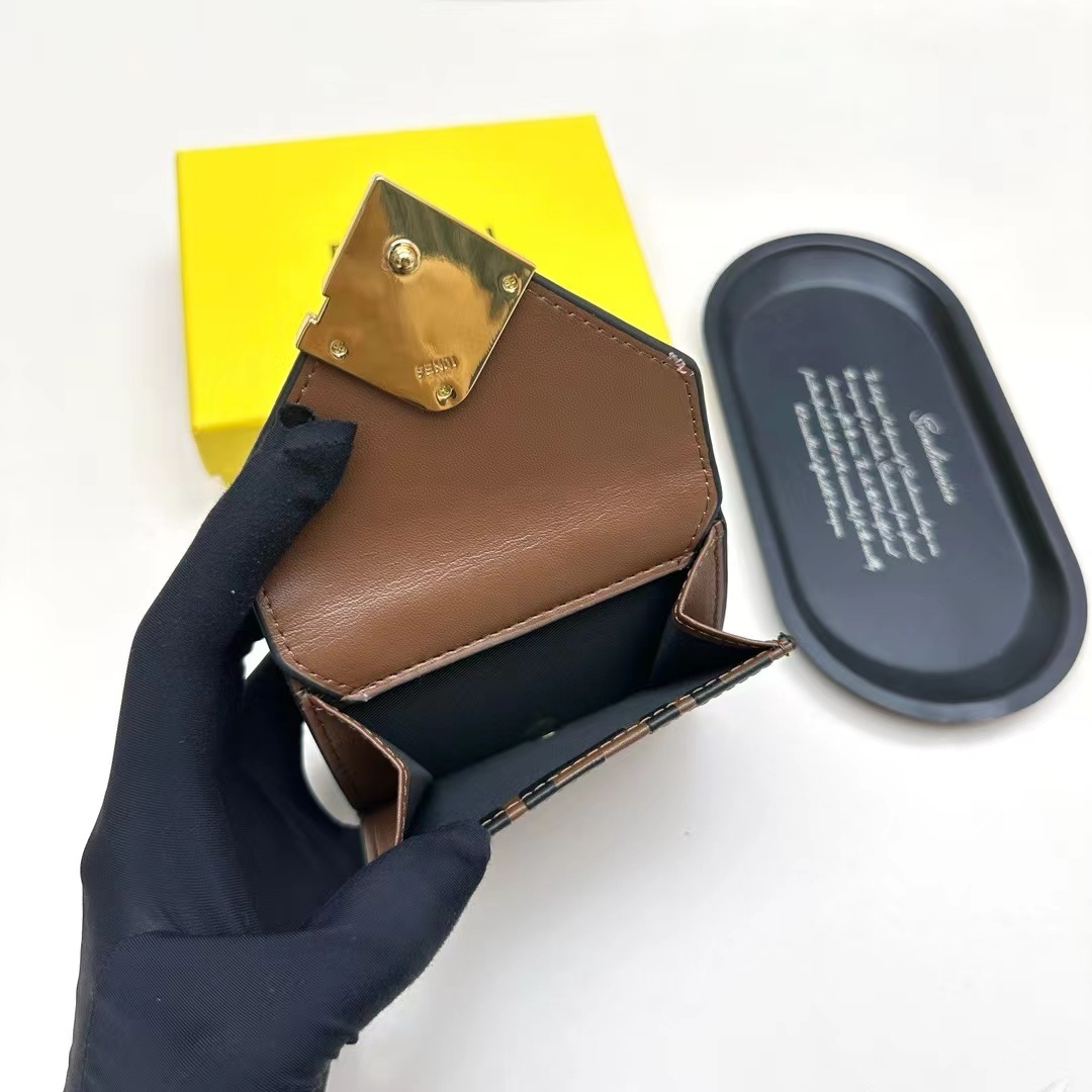 Fendi フェンディ  財布