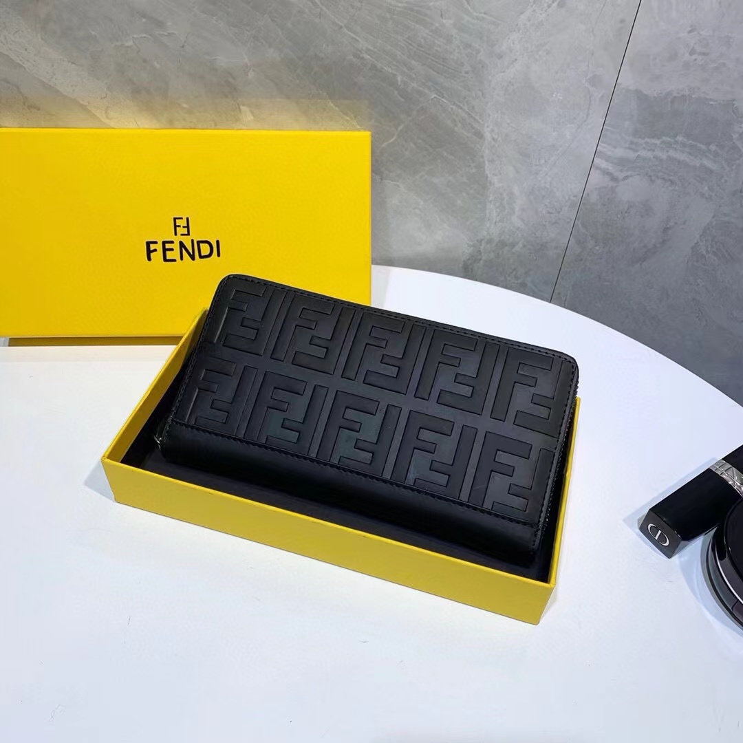 Fendi フェンディ  財布