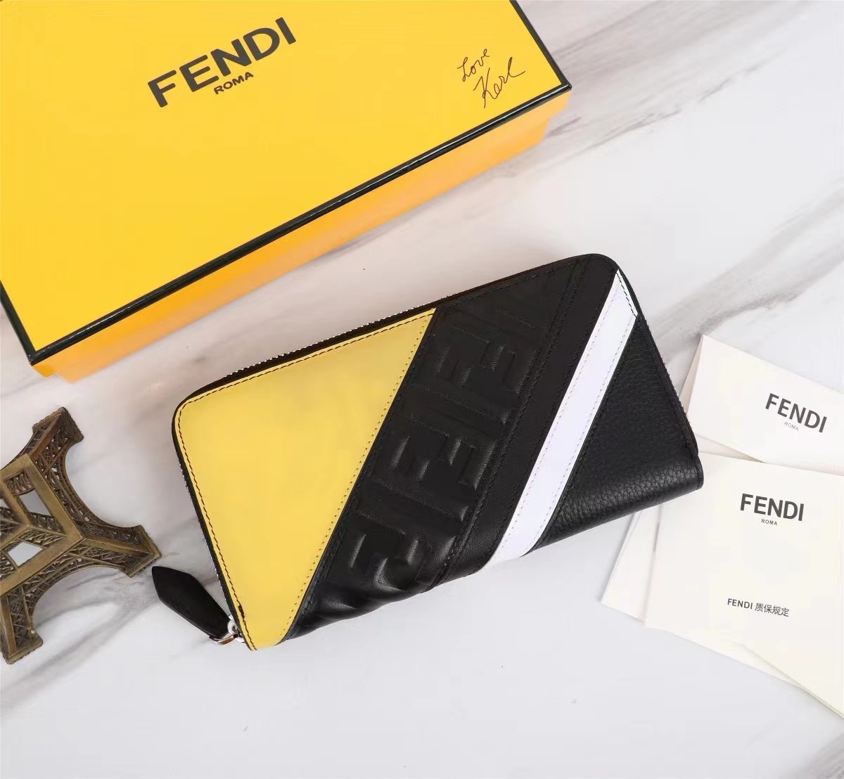 Fendi フェンディ  財布