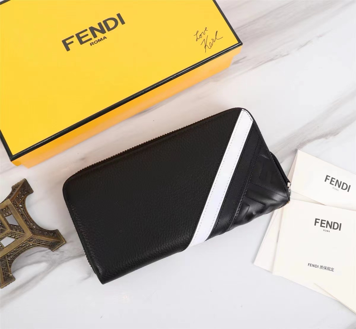 Fendi フェンディ  財布