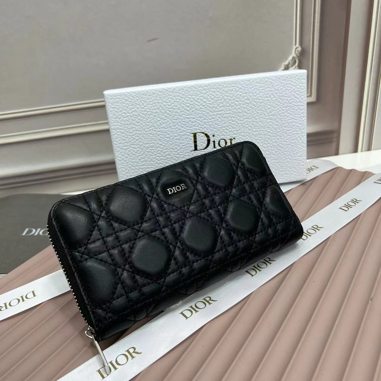 Fendi フェンディ  財布