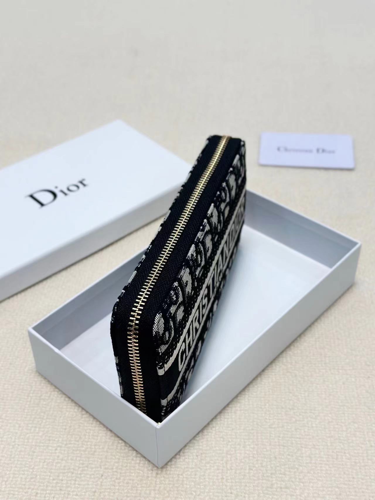 DIOR ディオール  財布