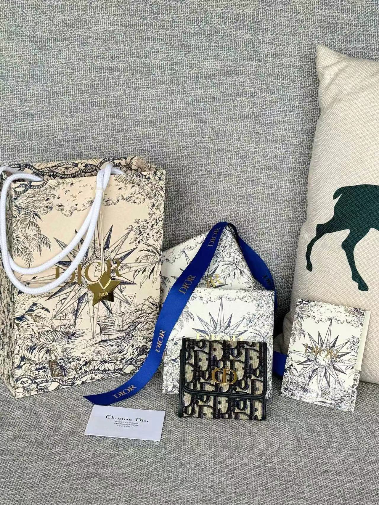 DIOR ディオール  財布