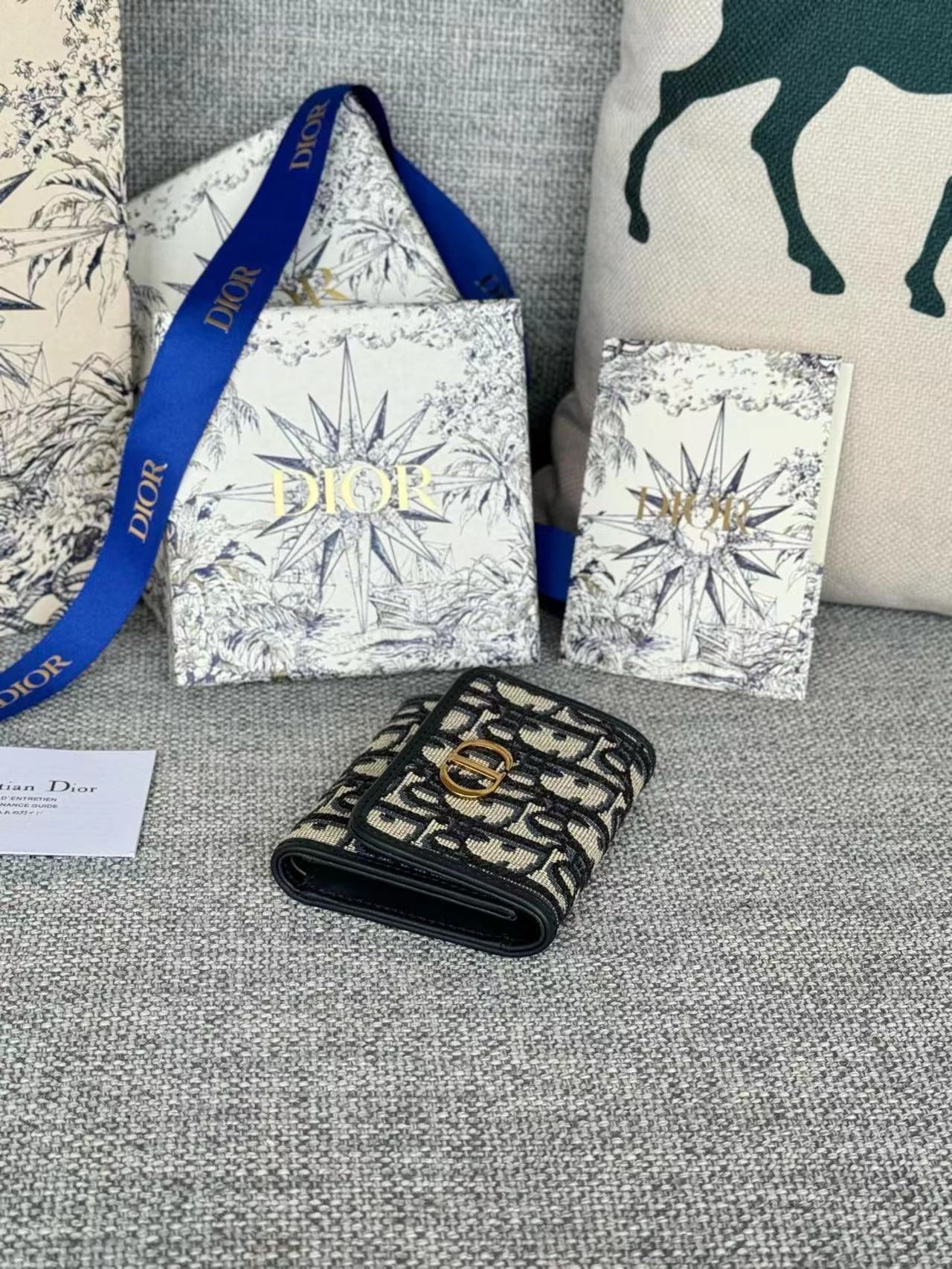 DIOR ディオール  財布