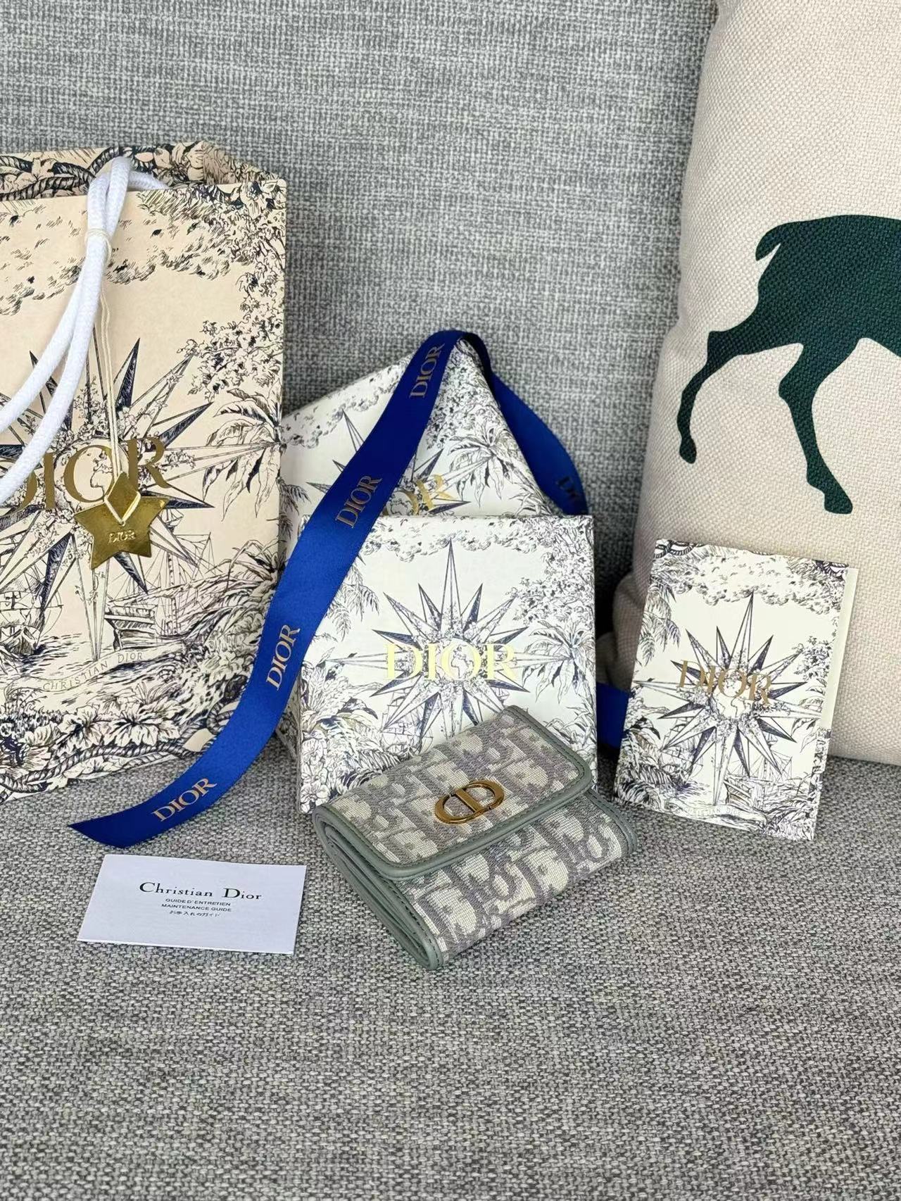 DIOR ディオール  財布
