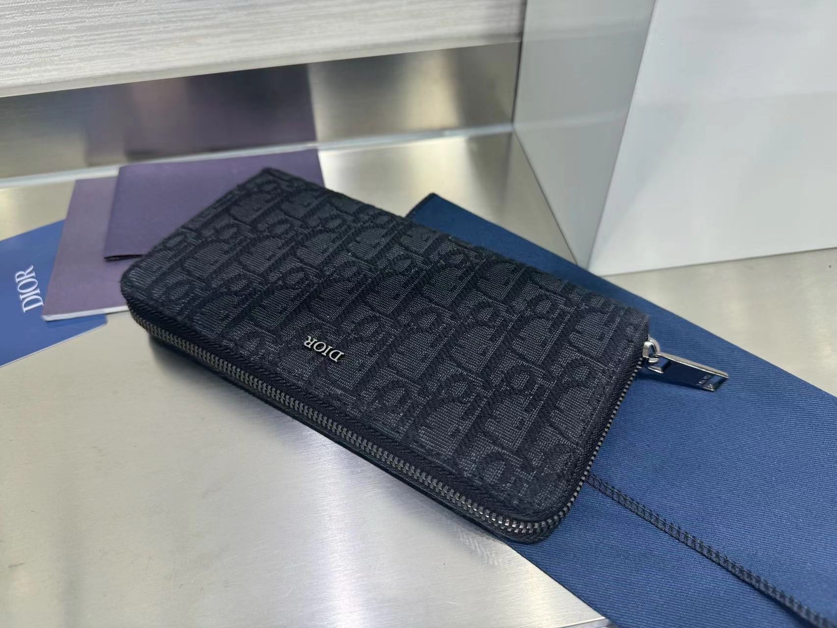 DIOR ディオール  財布