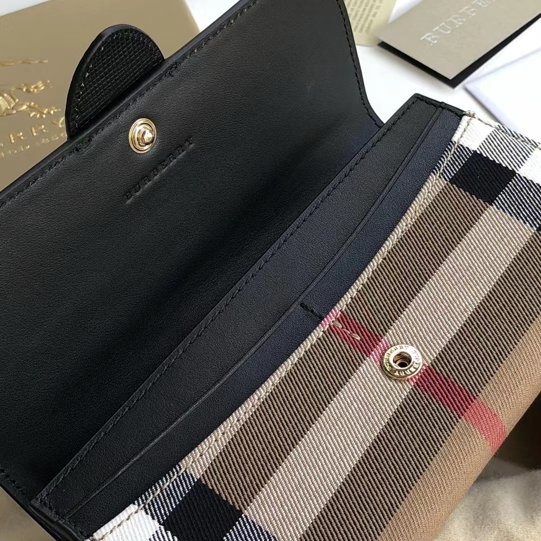 Burberry バーバリー  財布