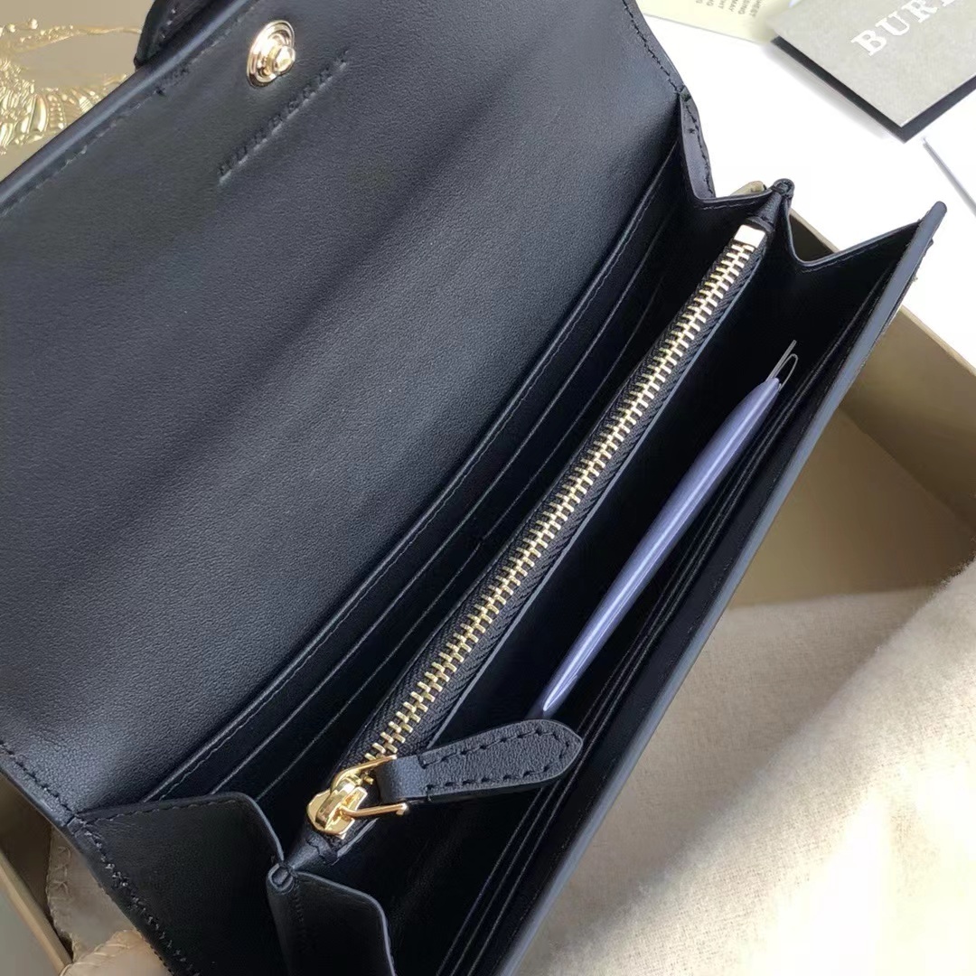 Burberry バーバリー  財布