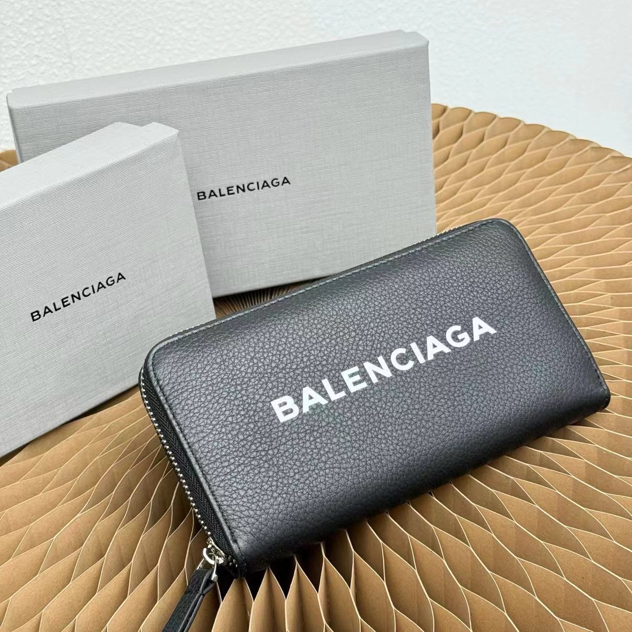 Balenciaga バレンシアガ  財布