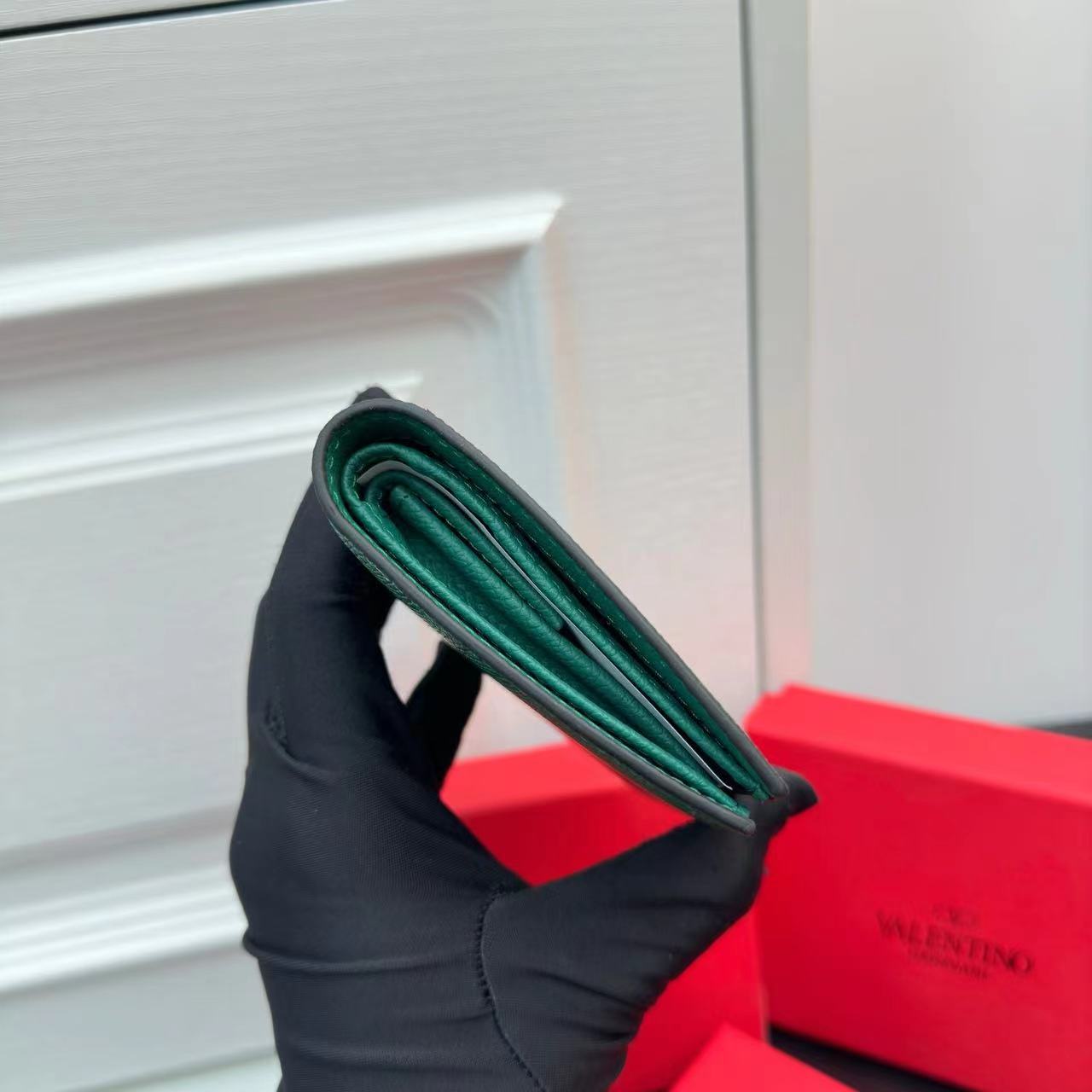 Valentino ヴァレンティノ  財布